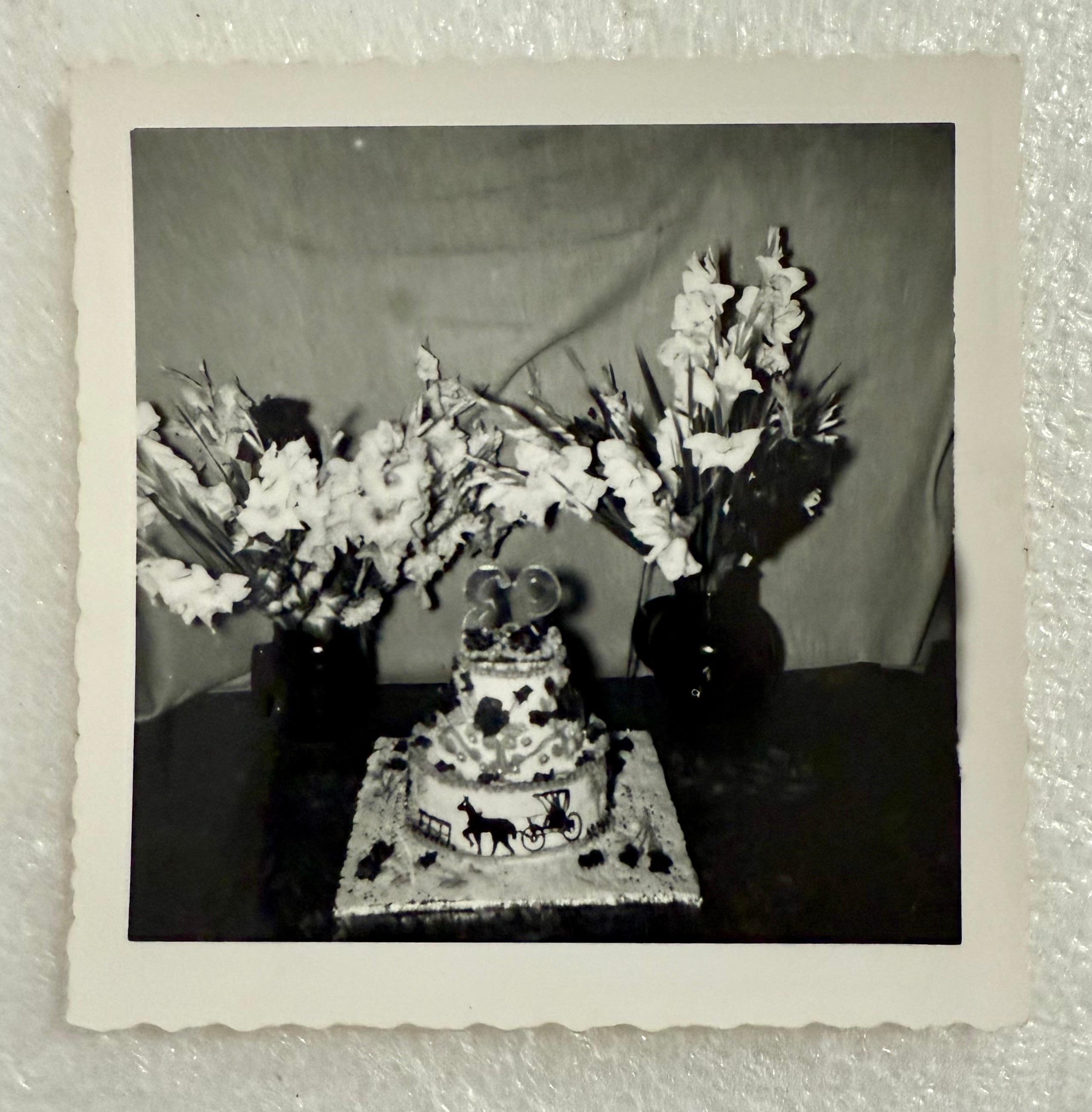 Archivo fotográfico vintage Colección de fotografías de la artista de arte popular Grandma Moses en venta 7