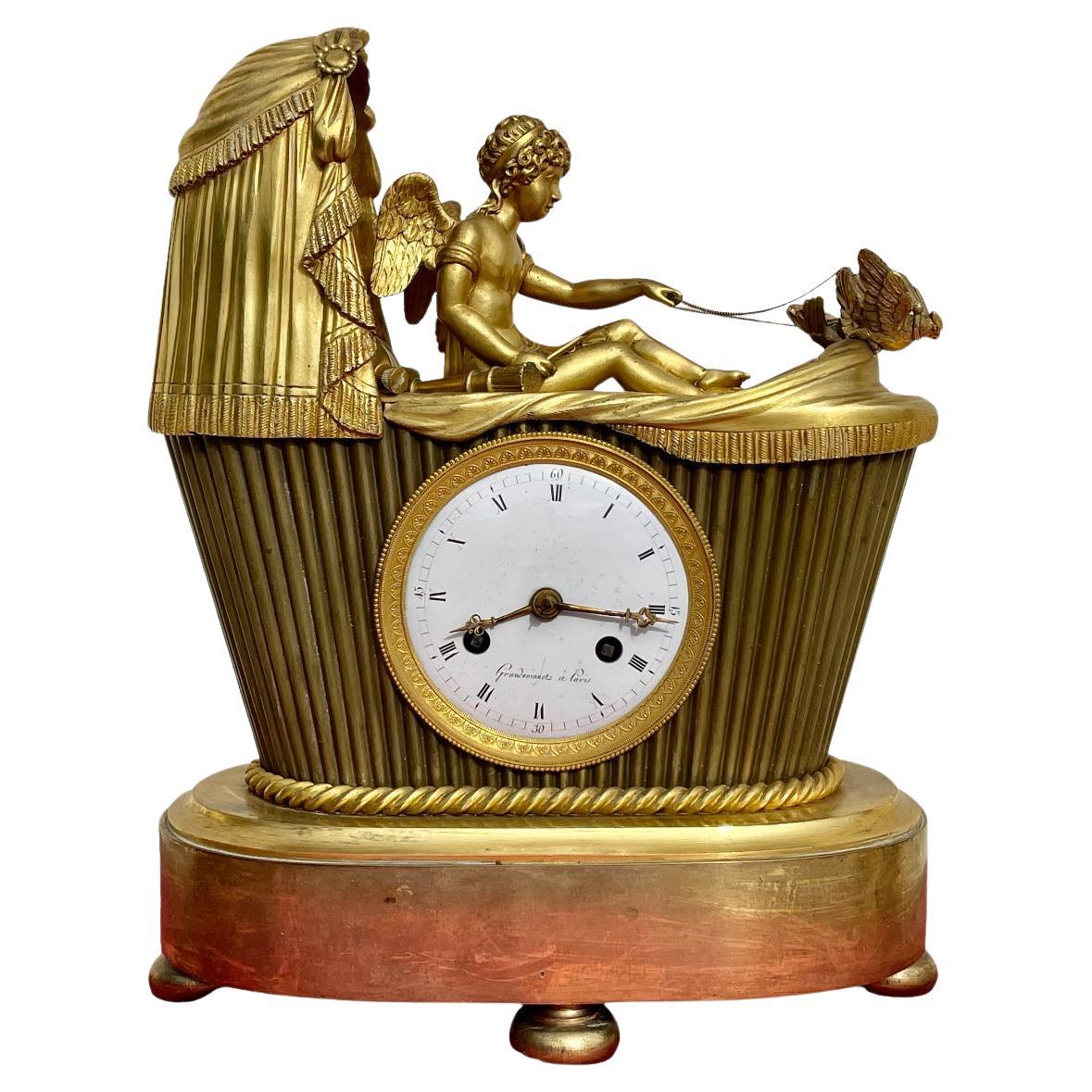 Grandvoinnet à Paris - Horloge en bronze de la période Empire en vente
