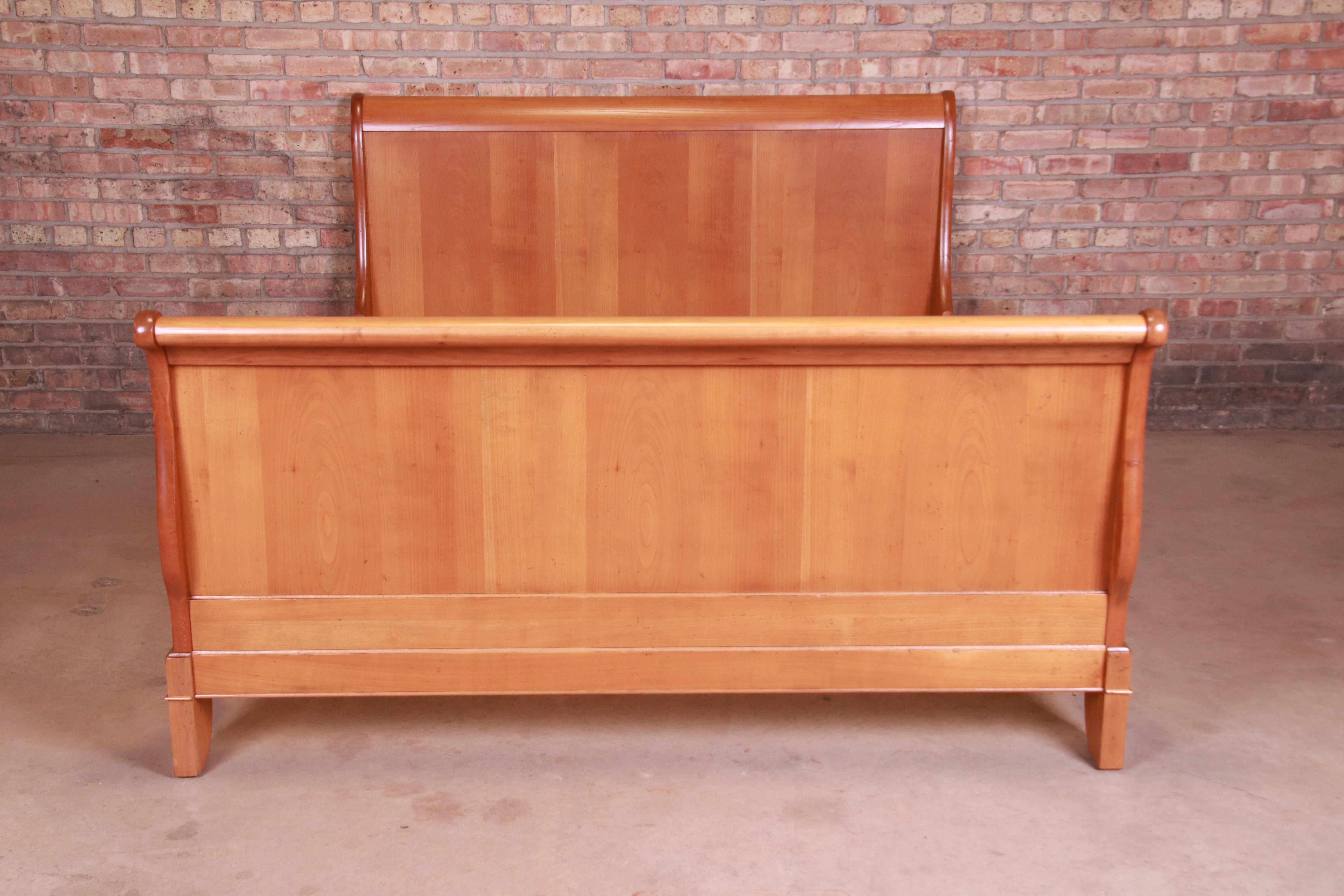 grange sleigh bed