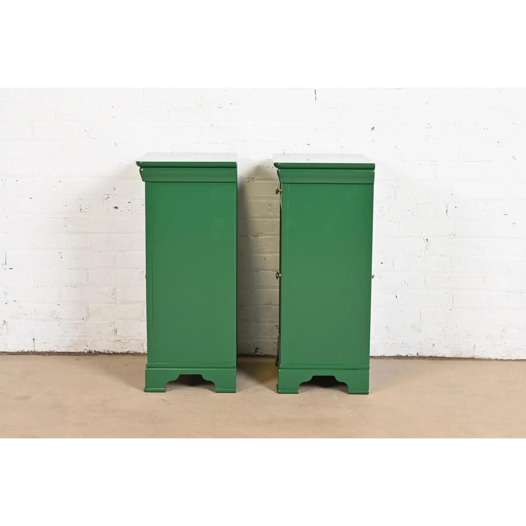 Grange French Louis Philippe Green Lacquered Nightstands, Newly Refinished For Sale 5