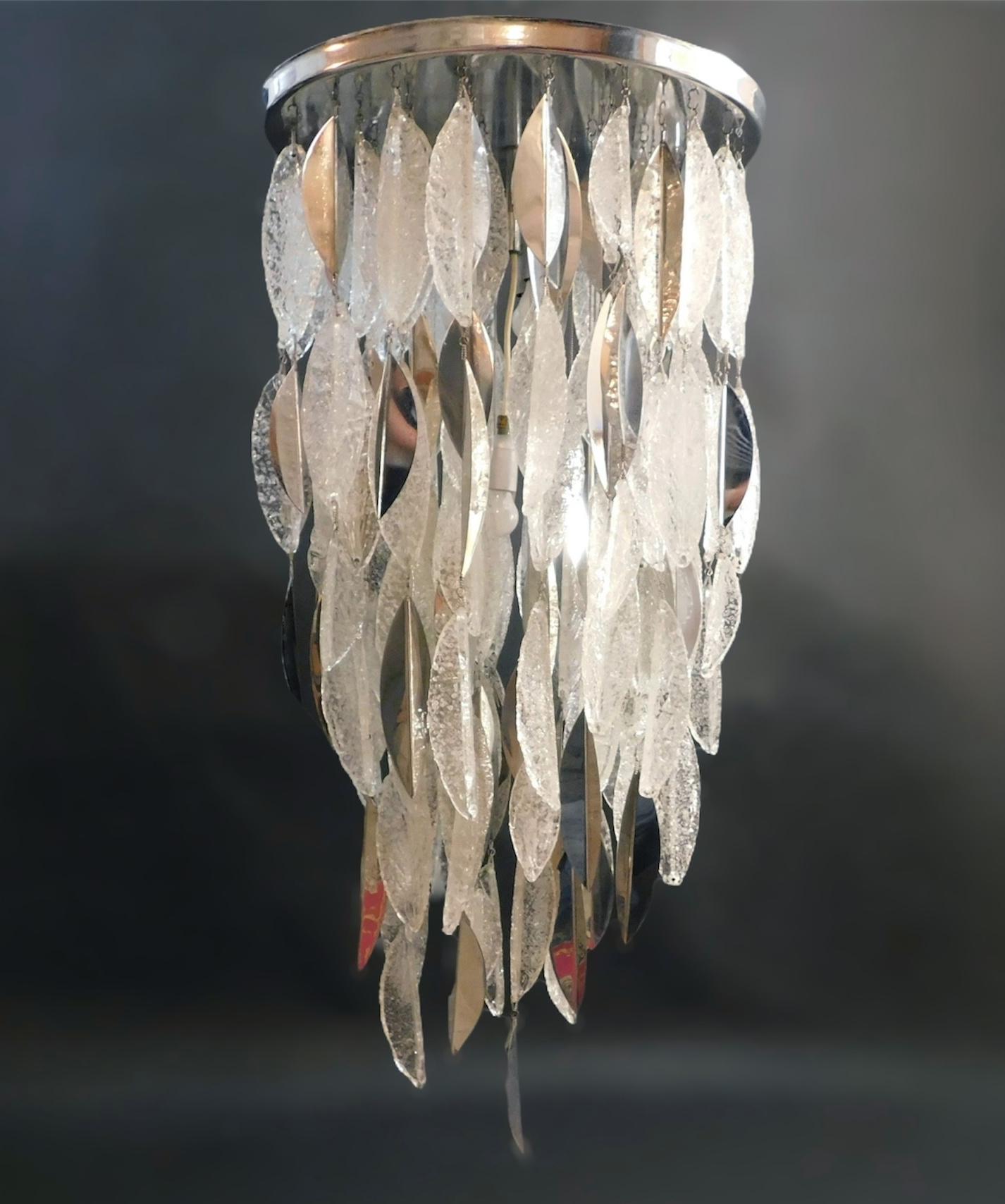 Mid-Century Modern Monture affleurante Murano Graniglia Cascade par Mazzega Murano en vente