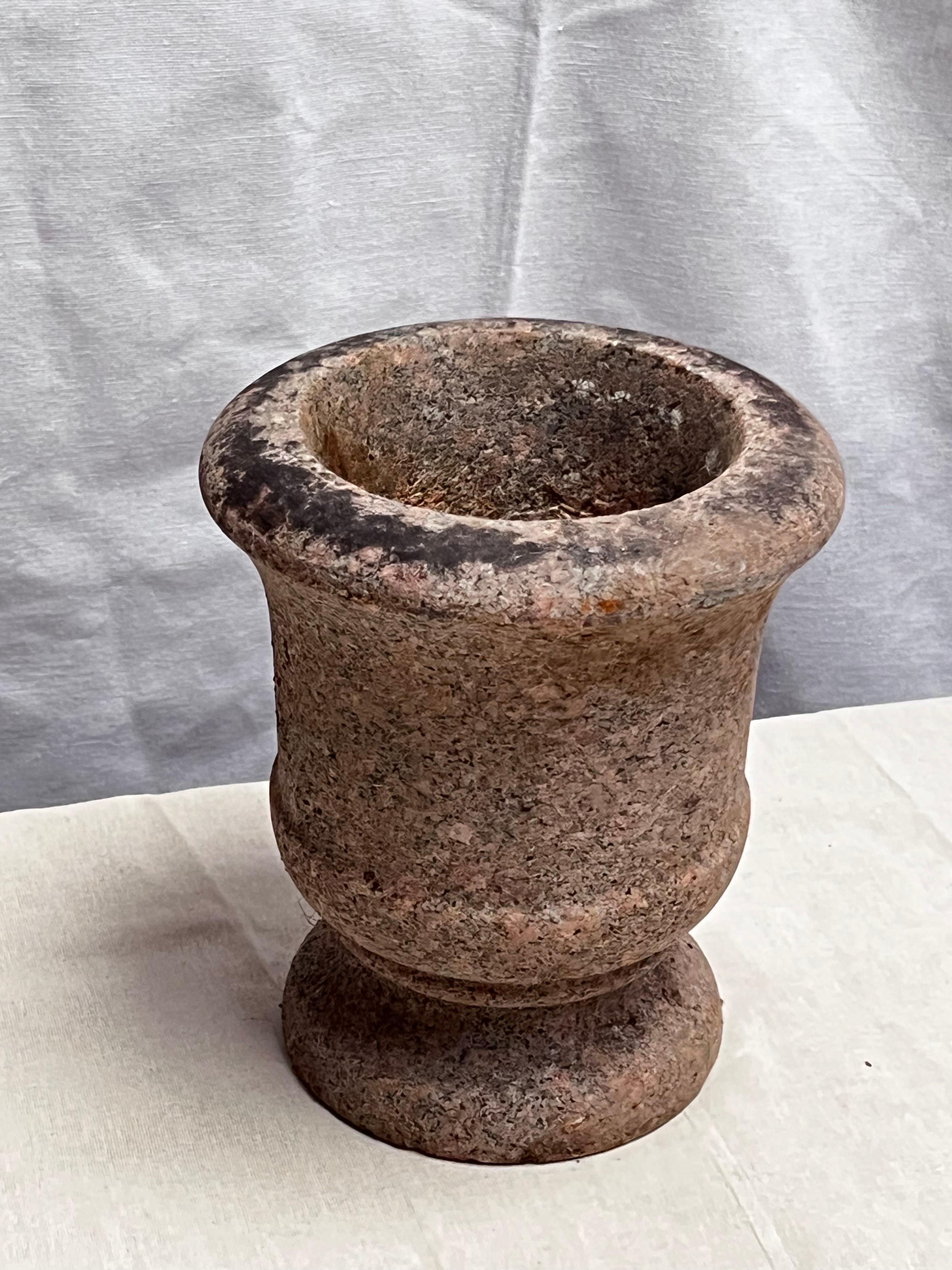 Spanish Colonial Granite carved stone Mortar/ Planter, England 20th century Lots of patina H 20cm For Sale