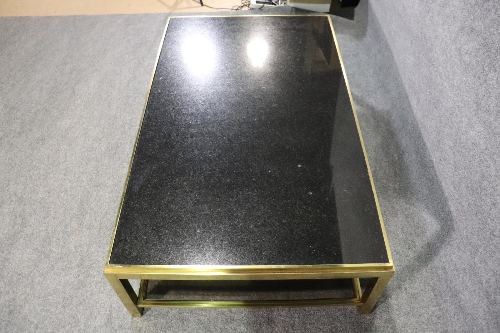 Table basse à 2 niveaux avec plateau en granit en vente 4