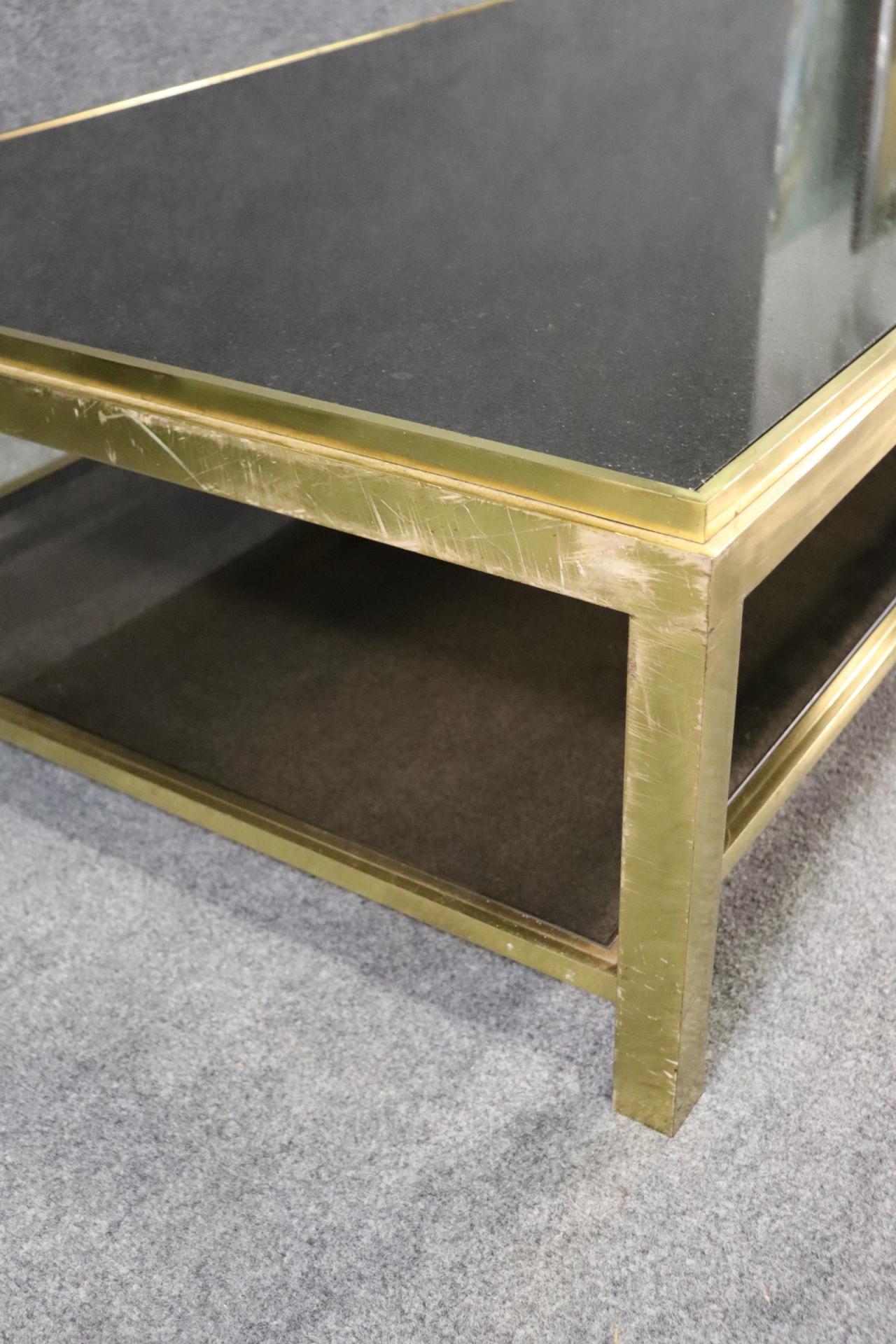 Fin du 20e siècle Table basse à 2 niveaux avec plateau en granit en vente