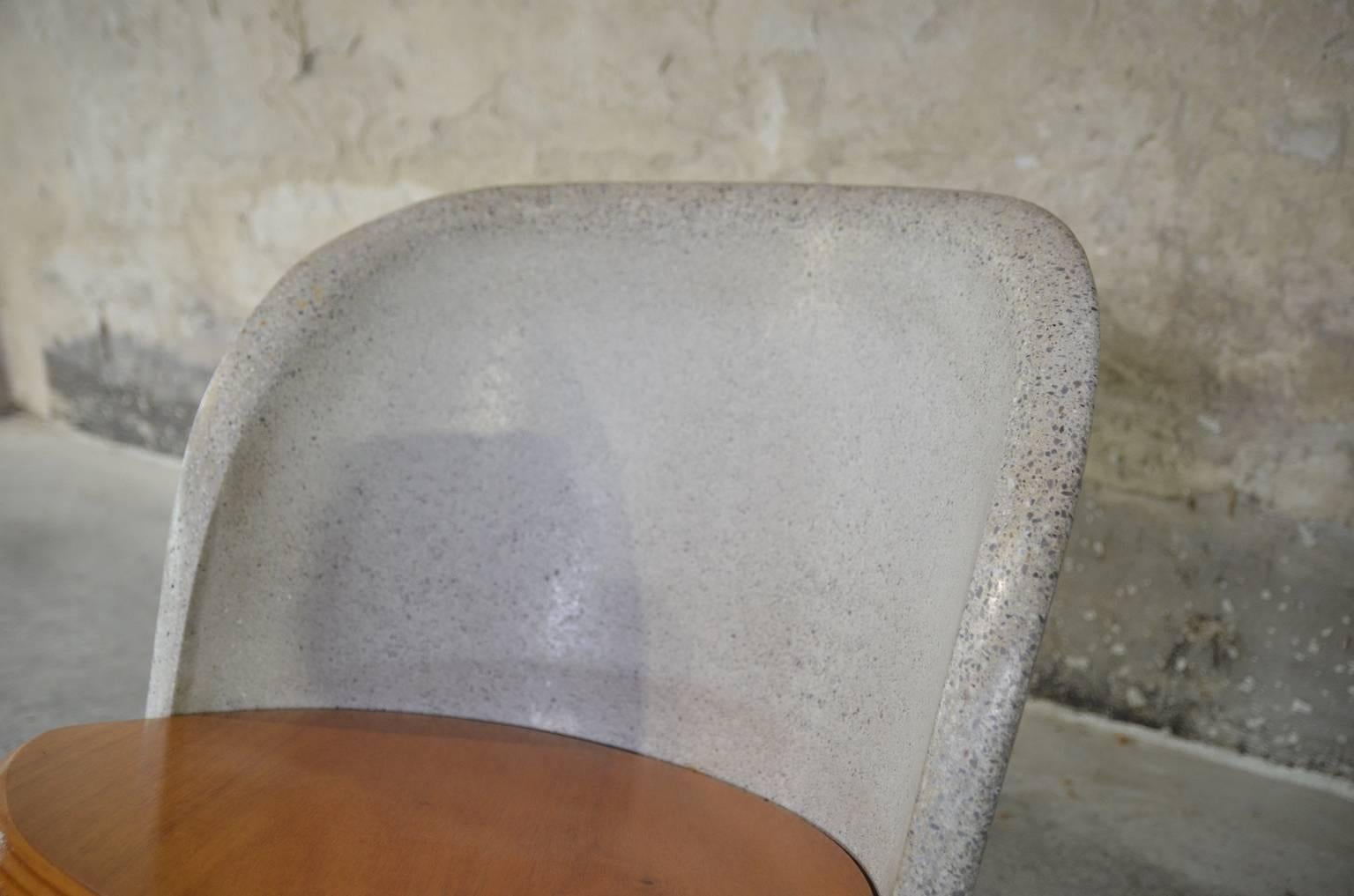 Semi-circulair Granito Chair with Wooden Seating 1