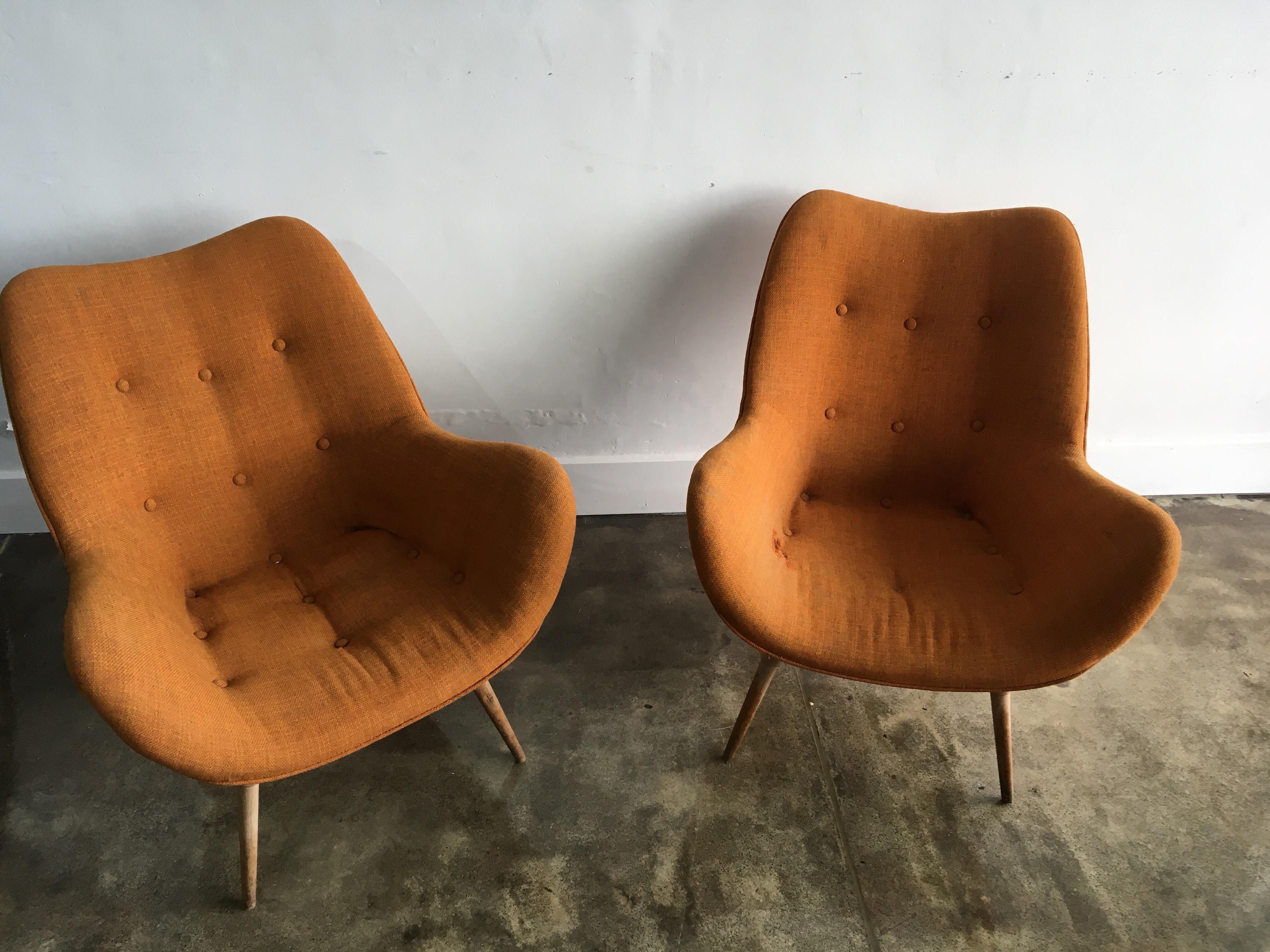 Grant Featherston Pair of B210 TV Contour Chairs, circa 1960s For Sale 3