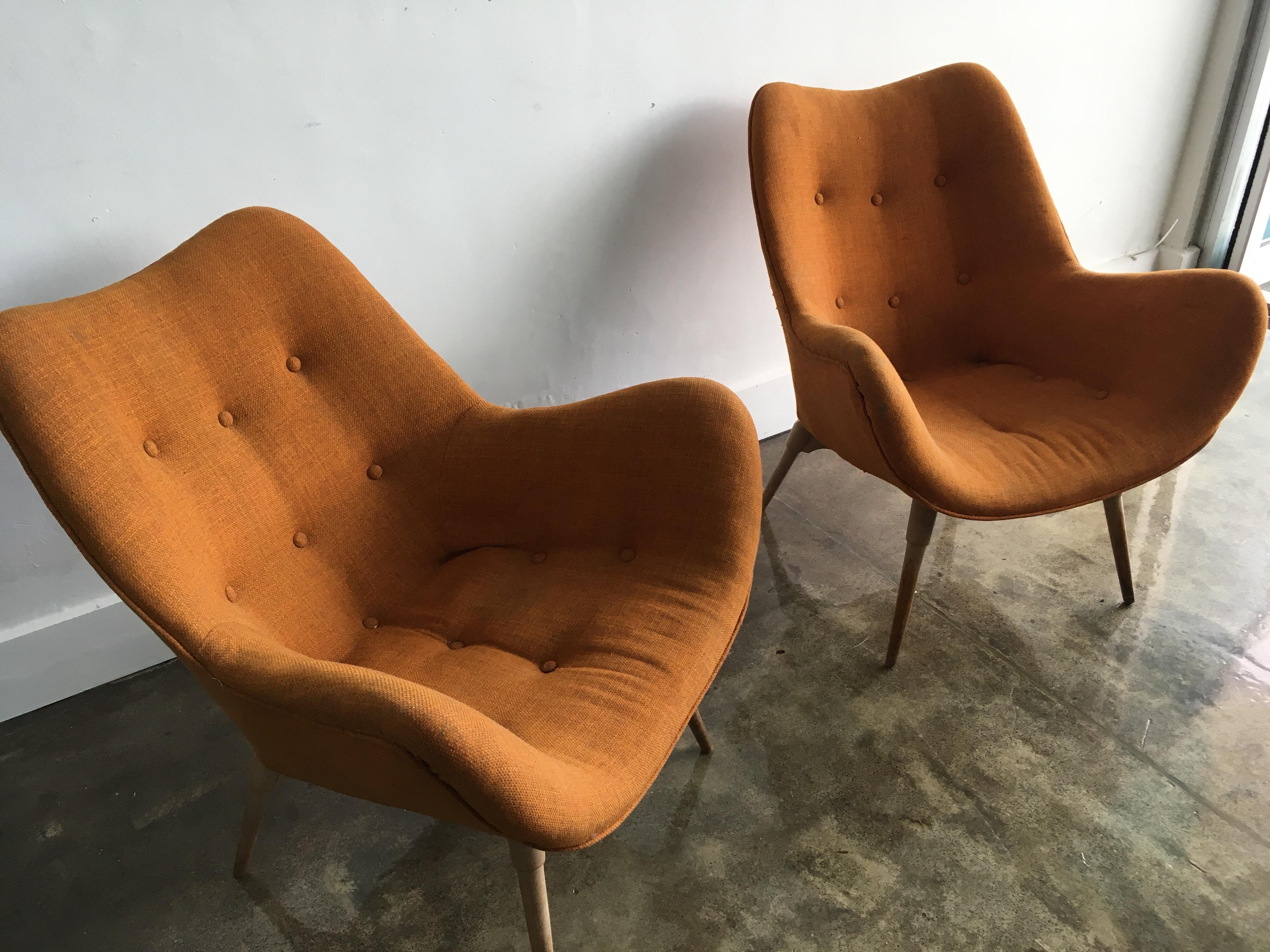 Mid-20th Century Grant Featherston Pair of B210 TV Contour Chairs, circa 1960s For Sale