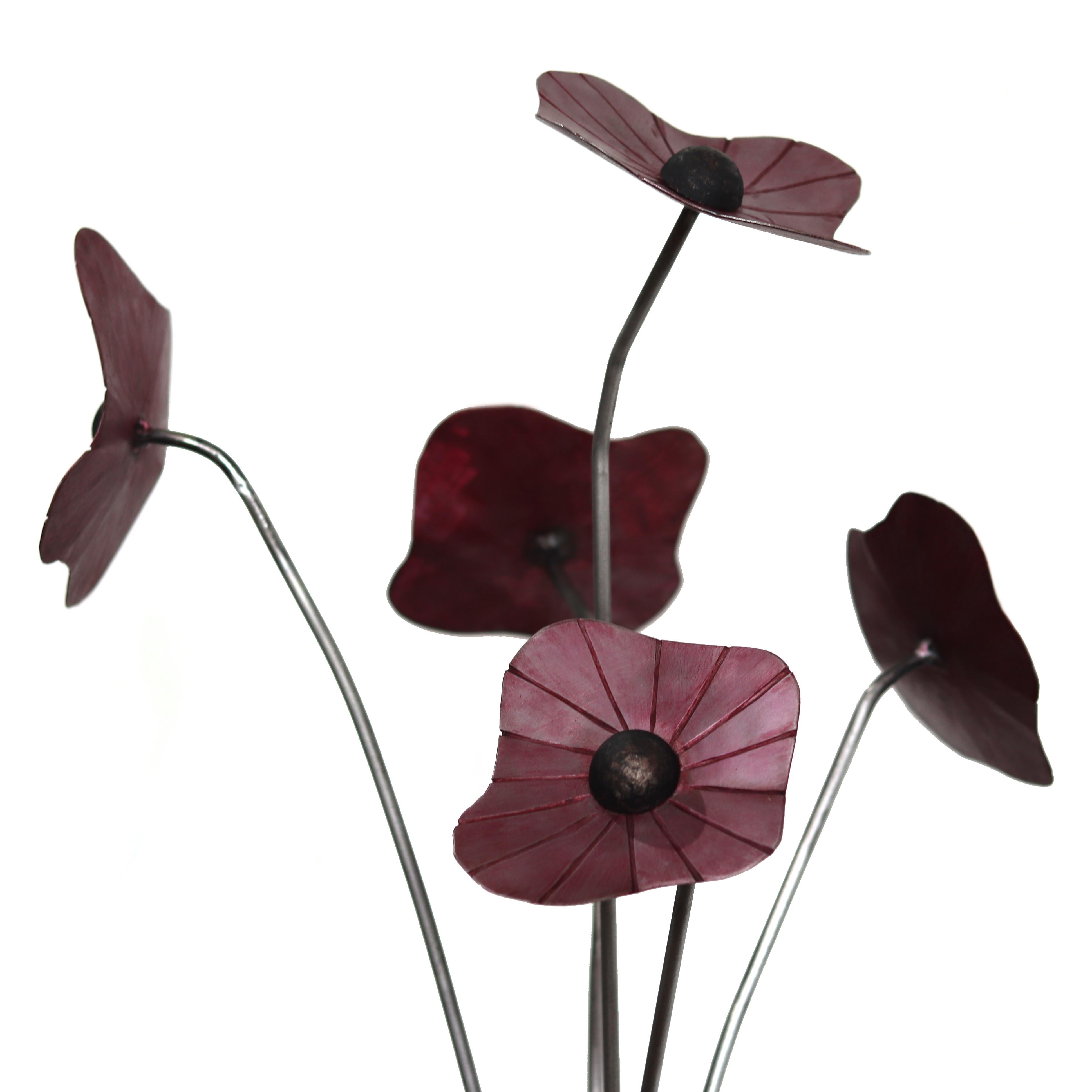 Ramo rojo  -  Escultura alta de acero con ramo de flores moderno - Sculpture Abstracto de Granville Beals