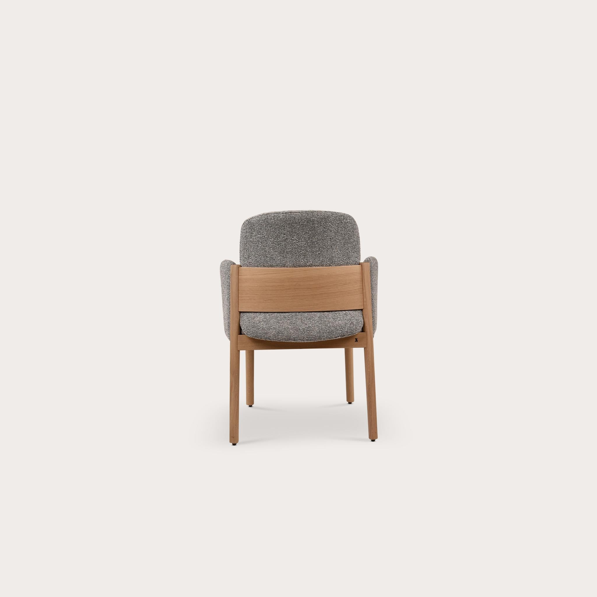 Sillón Granville Bridge de Sebastian Herkner con estructura de roble macizo Italiano en venta