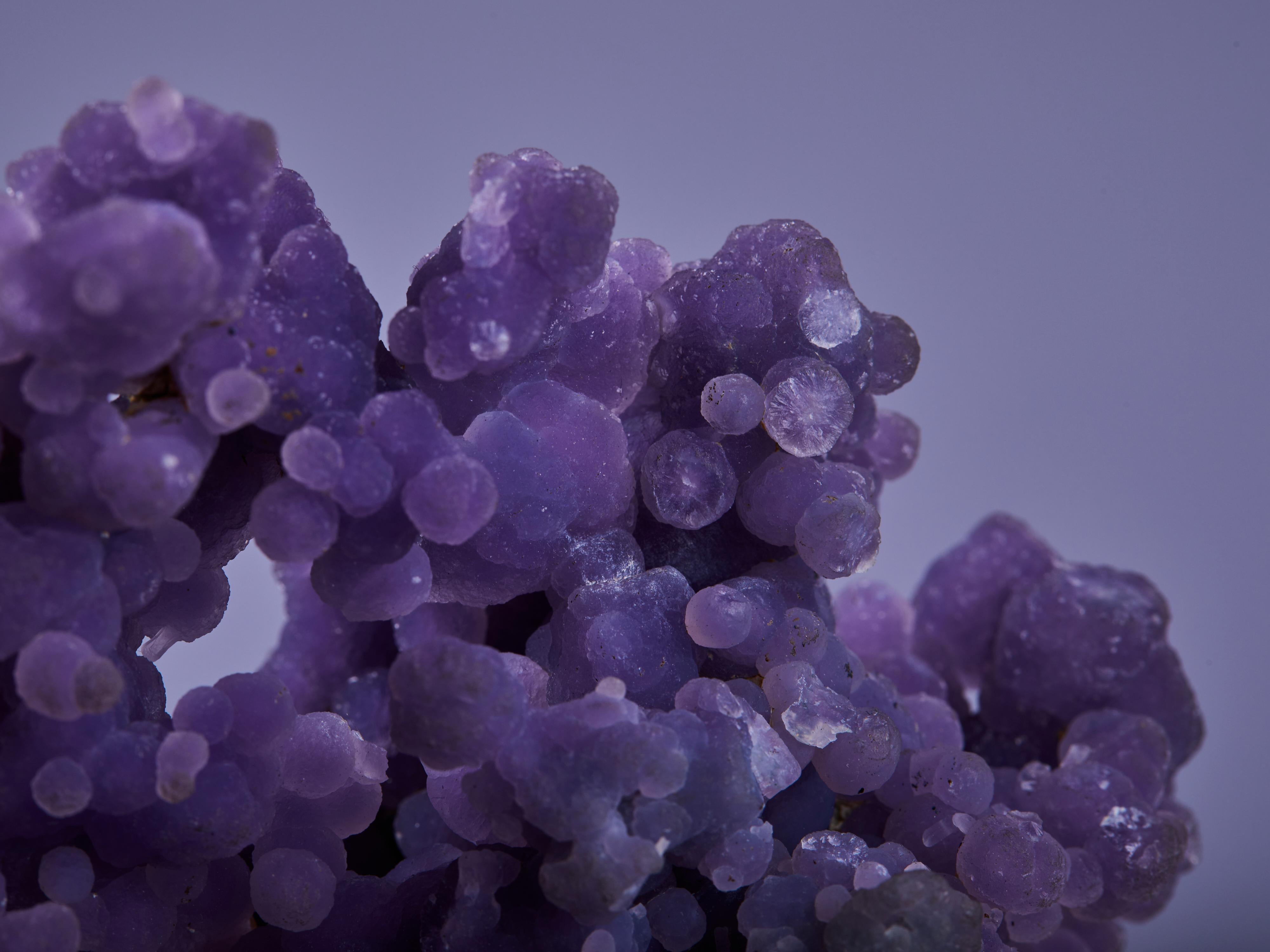 Grape agate with calcium carbonate For Sale 11