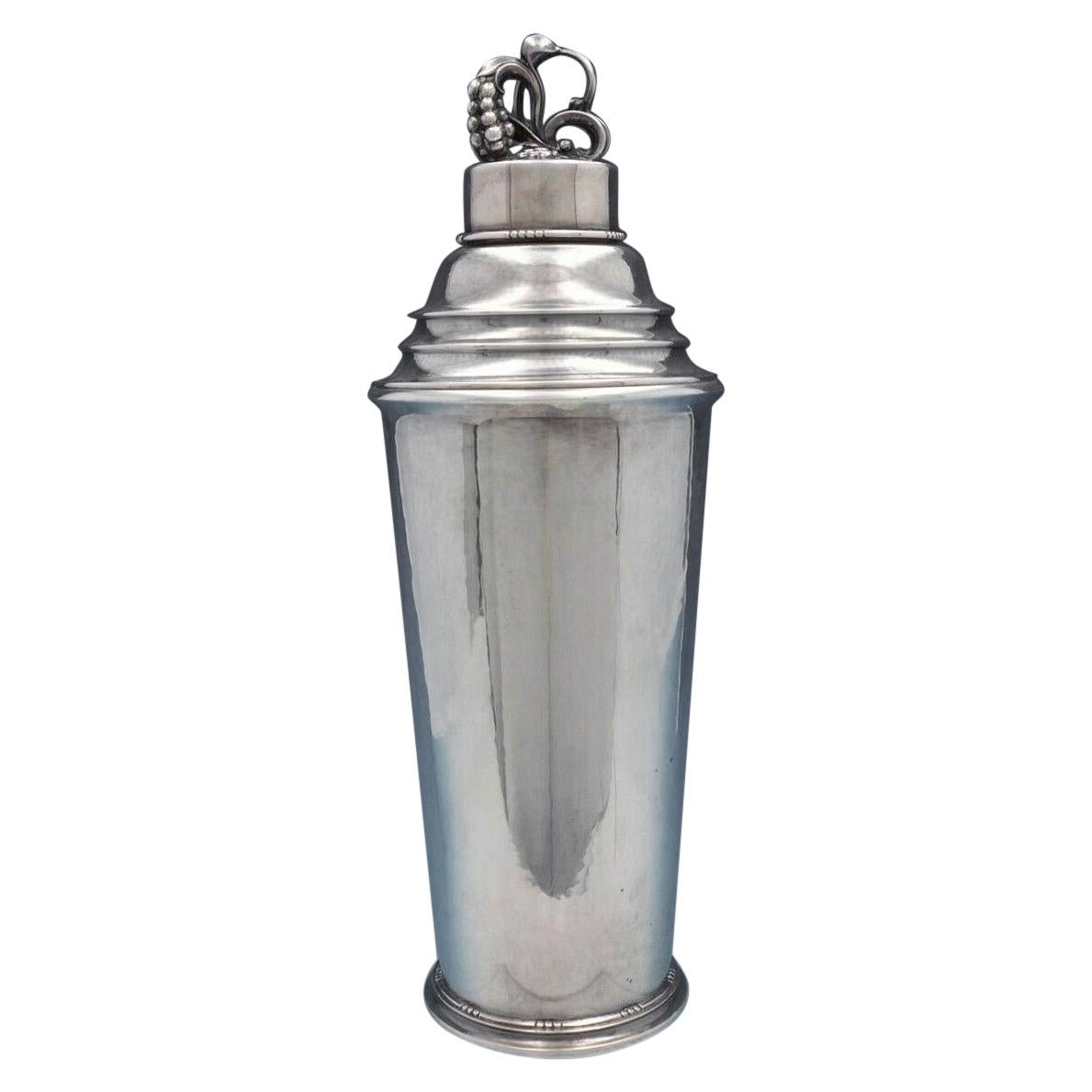 Shaker da Martini in argento Sterling Grape by Georg Jensen con il marchio #462B