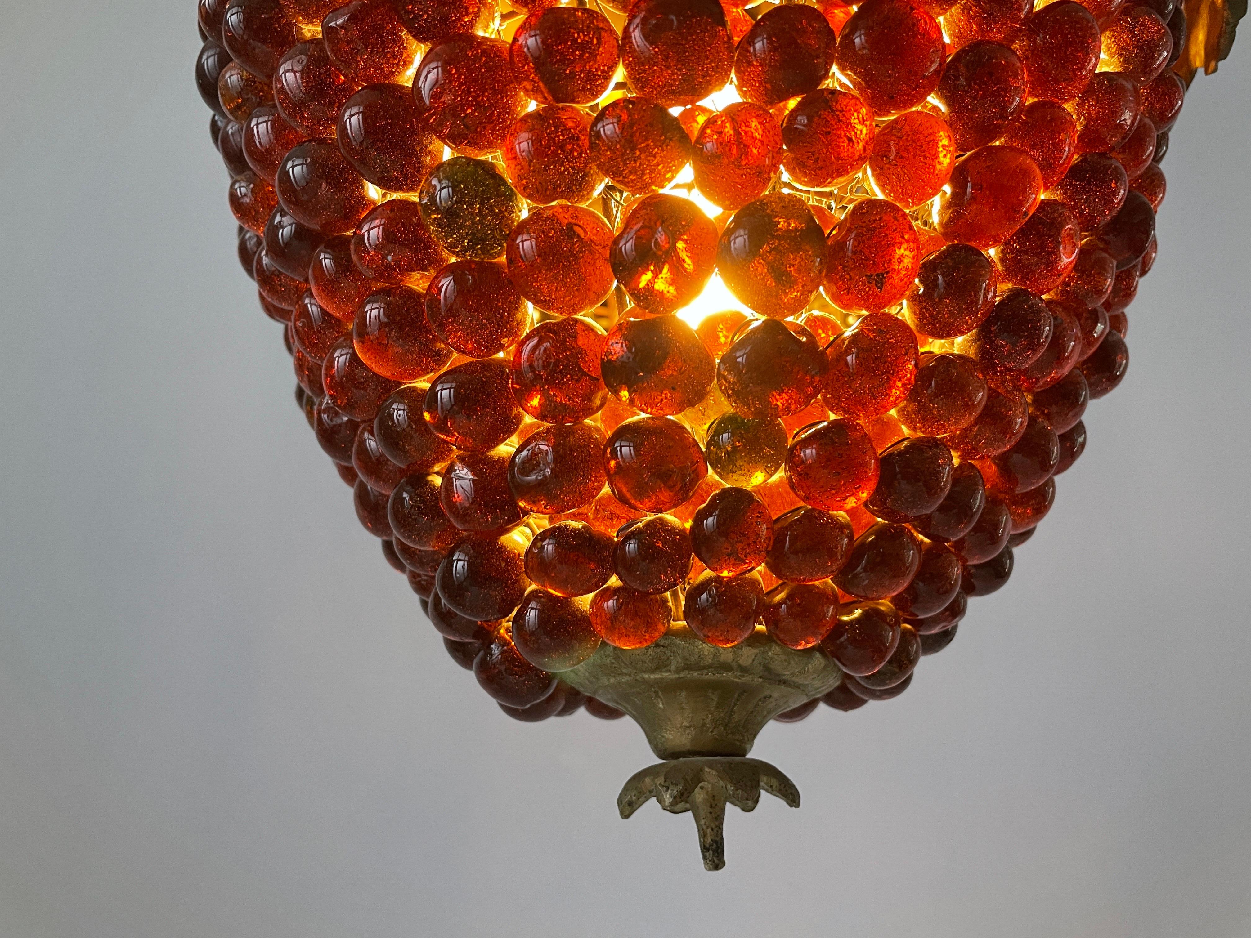Lampada da soffitto in ottone e vetro Grape Design, anni '70, Germania in vendita 4