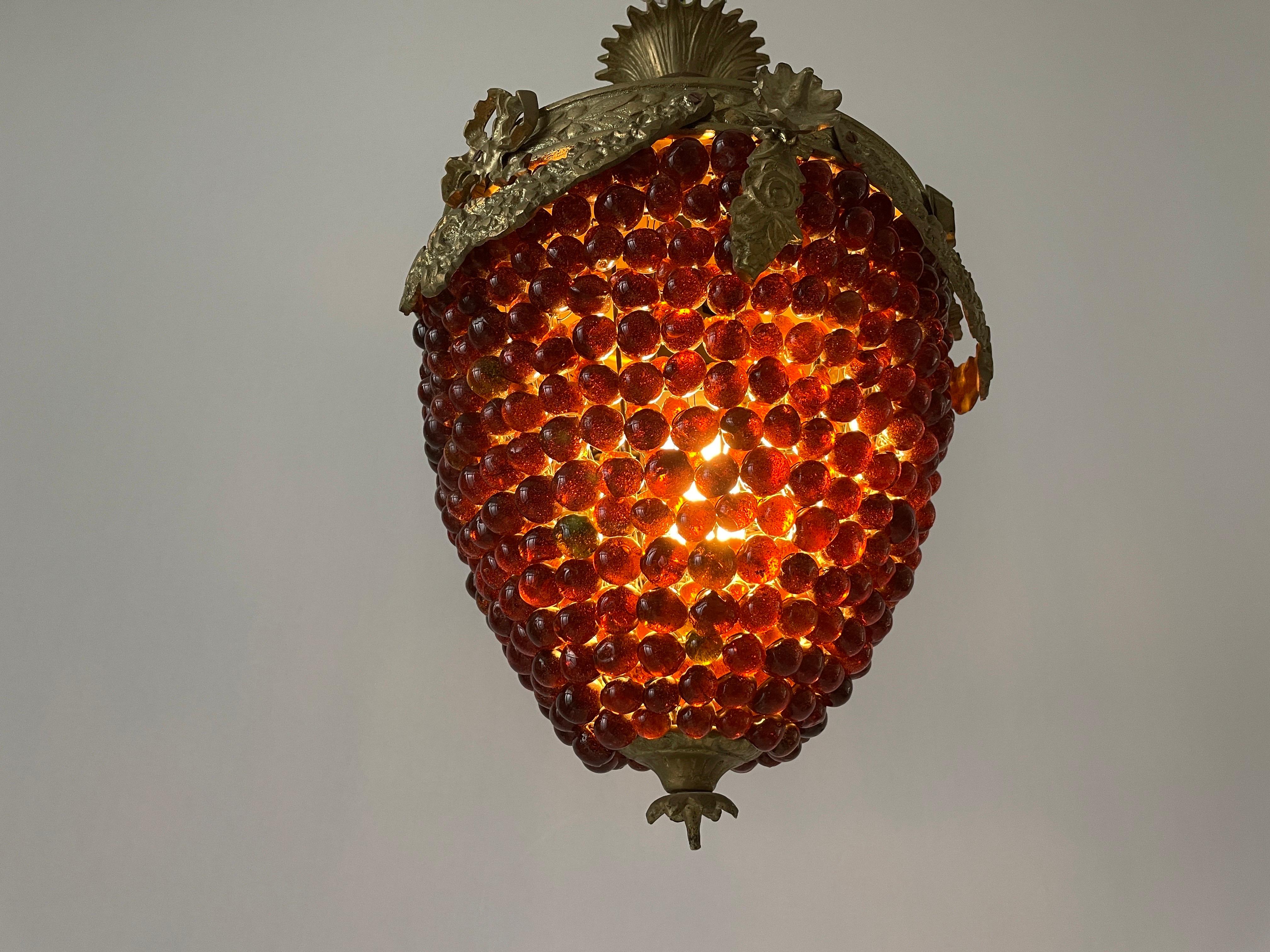 Lampada da soffitto in ottone e vetro Grape Design, anni '70, Germania in vendita 2