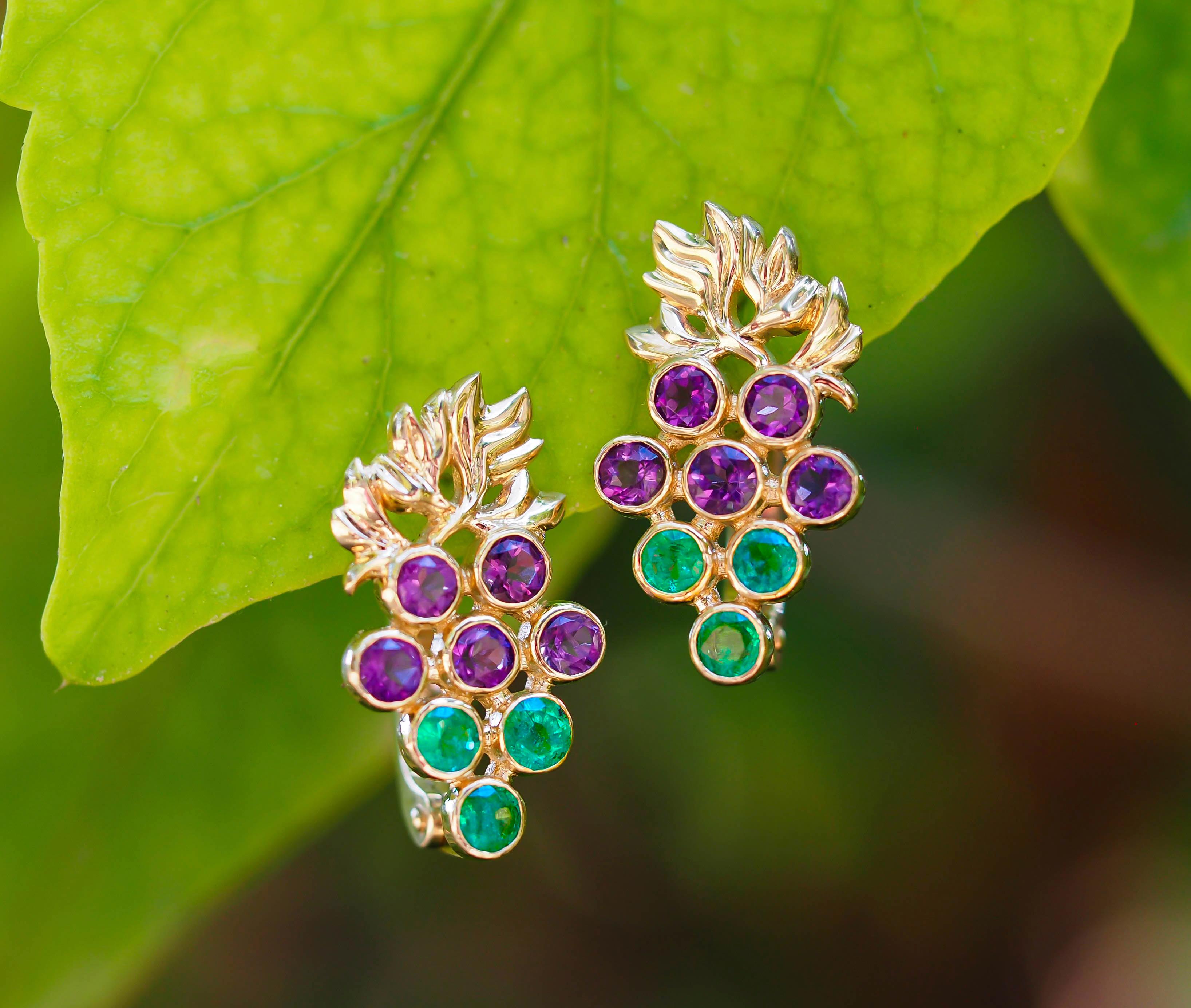 Grape Earrings with emeralds and amethysts in 14k gold.  For Sale 3