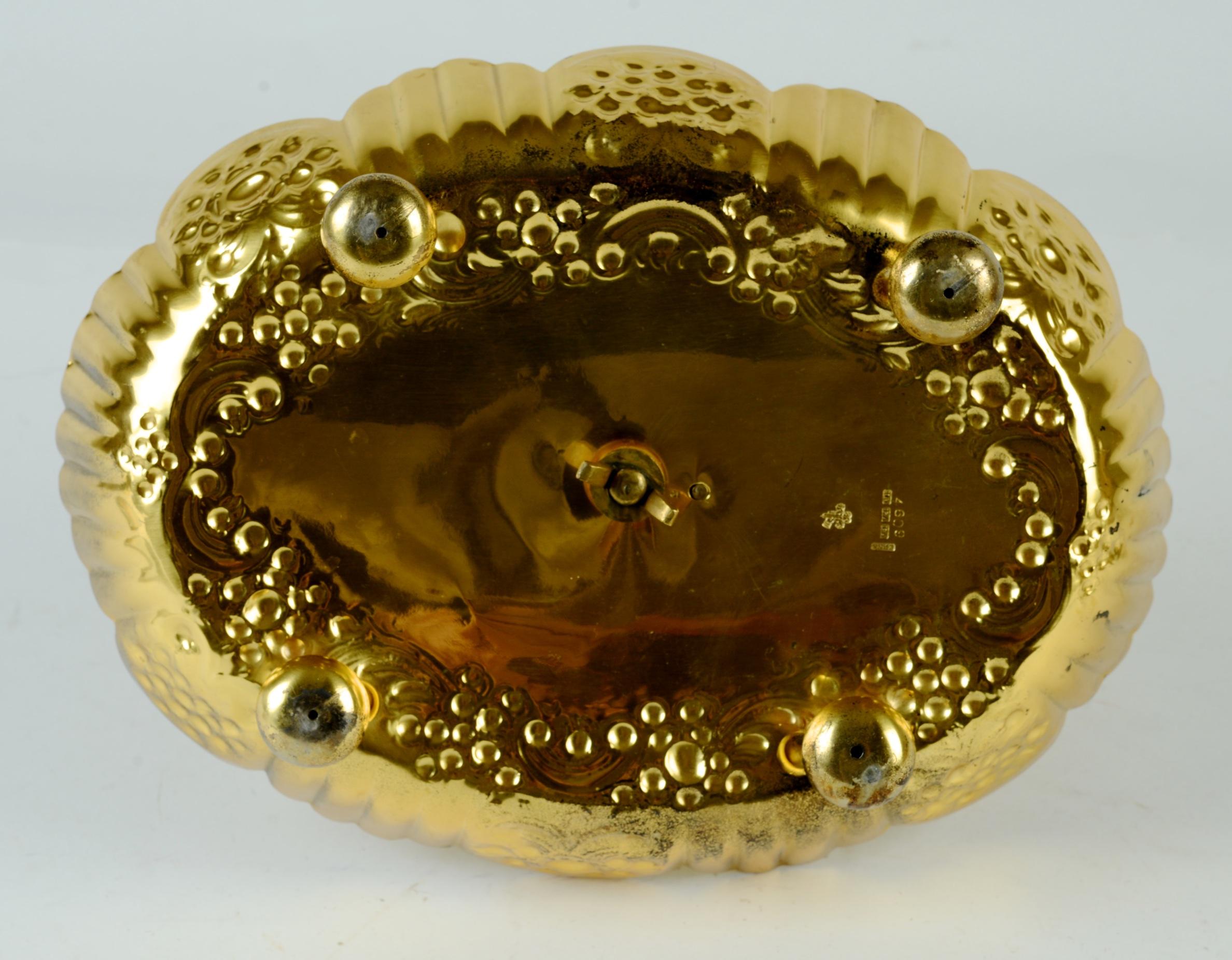 Gilt Grape Serving Stand, by Atkin Bothers, circa 1853 For Sale