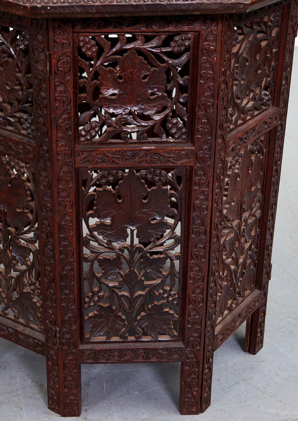 Grapevine Carved Octagonal Drinks Table For Sale 2