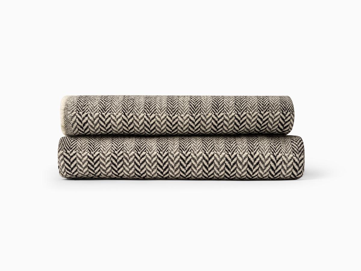 Moderno Coperta Graphic Burel in lana bianca e nera in vendita