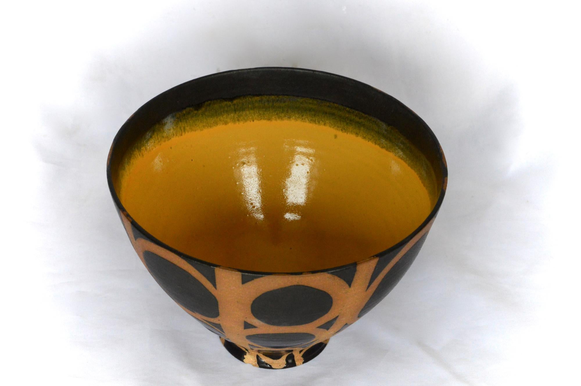 20th Century Graphic Ceramic Bowl by Liz Kinder For Sale