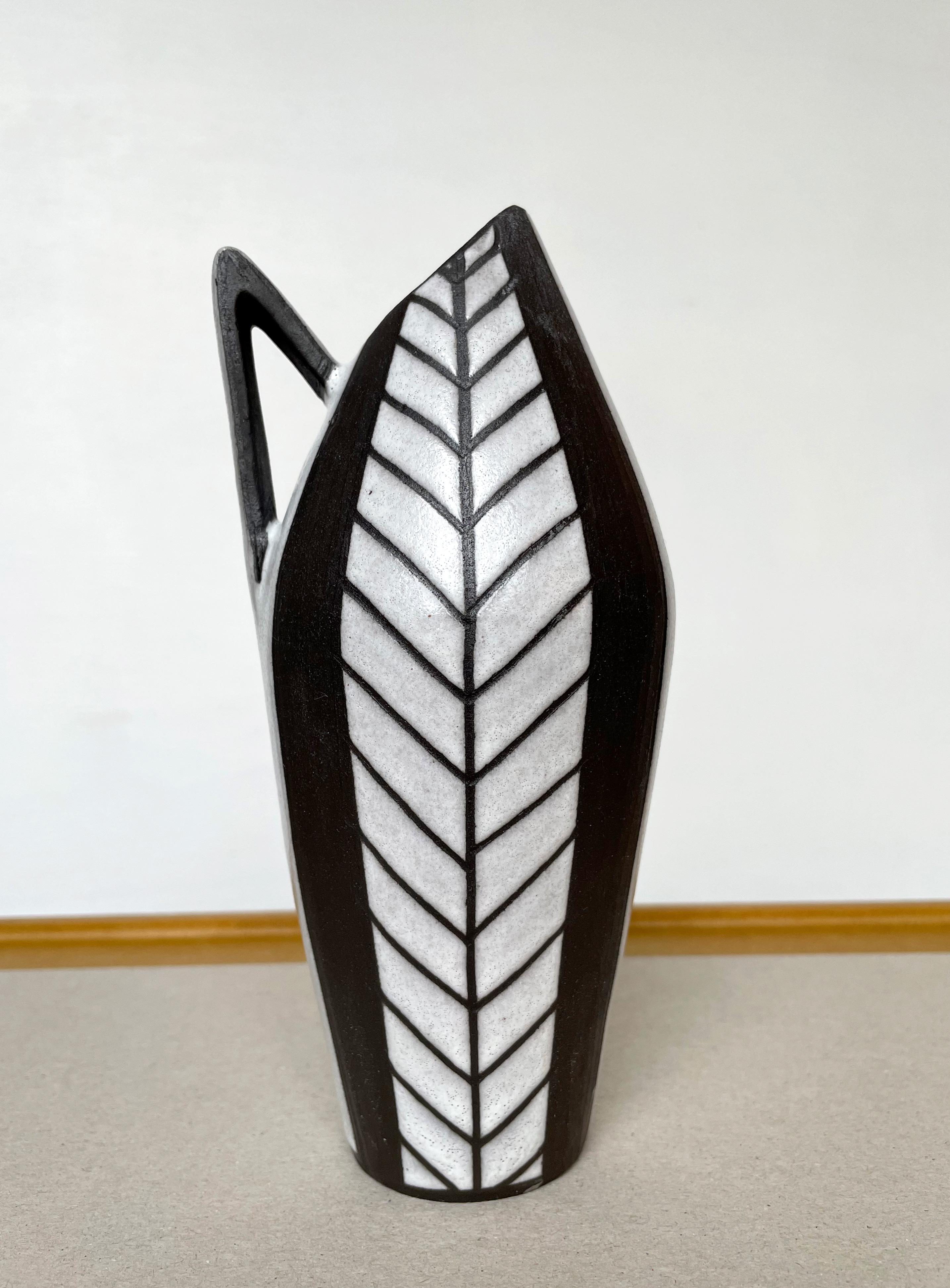 Hand-Painted Graphic Modernist Black, White Vase by Marianne Starck, Denmark, 1950s For Sale