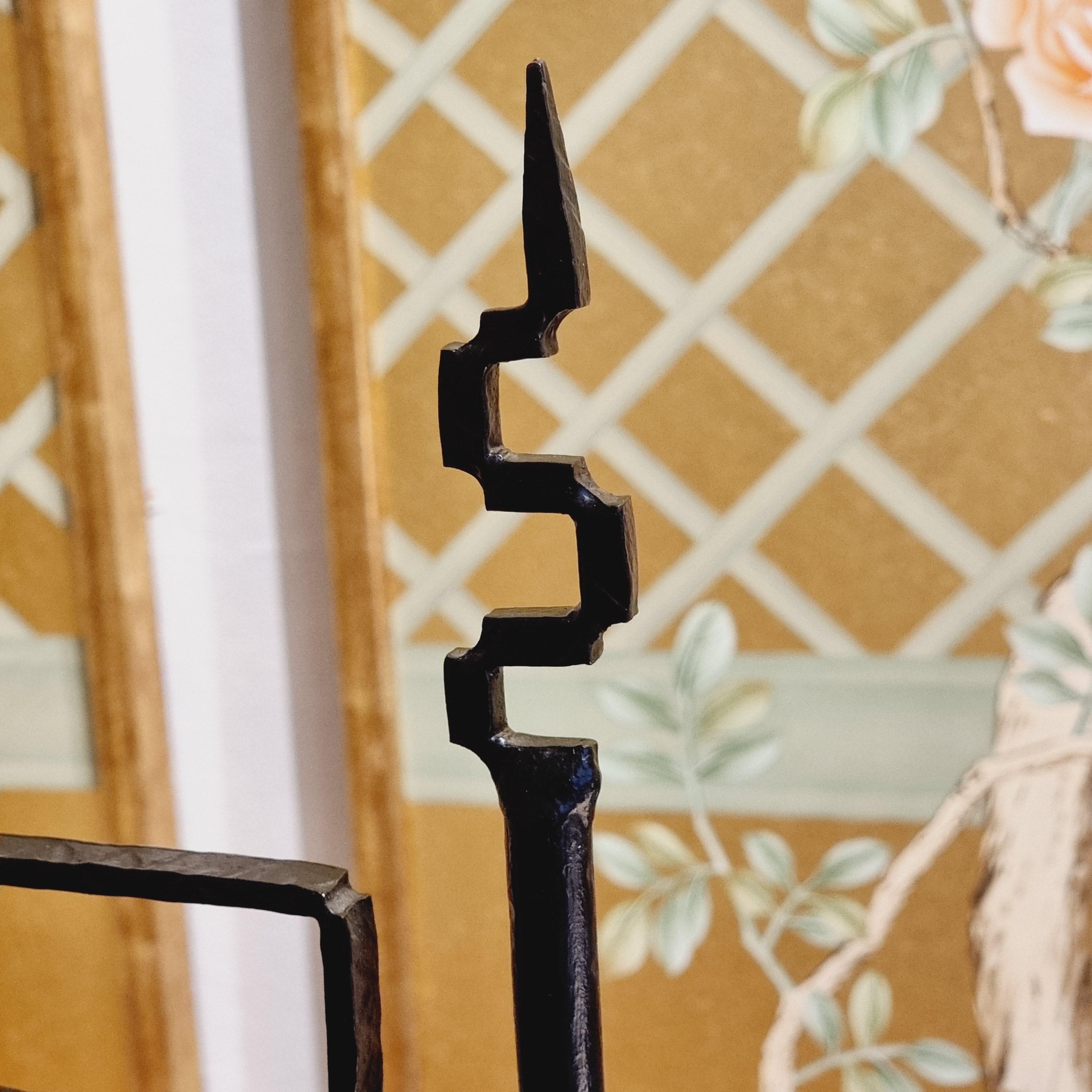 Graphic, decorative Wrought Iron Floor lamp, Swedish mid-1900s For Sale 2