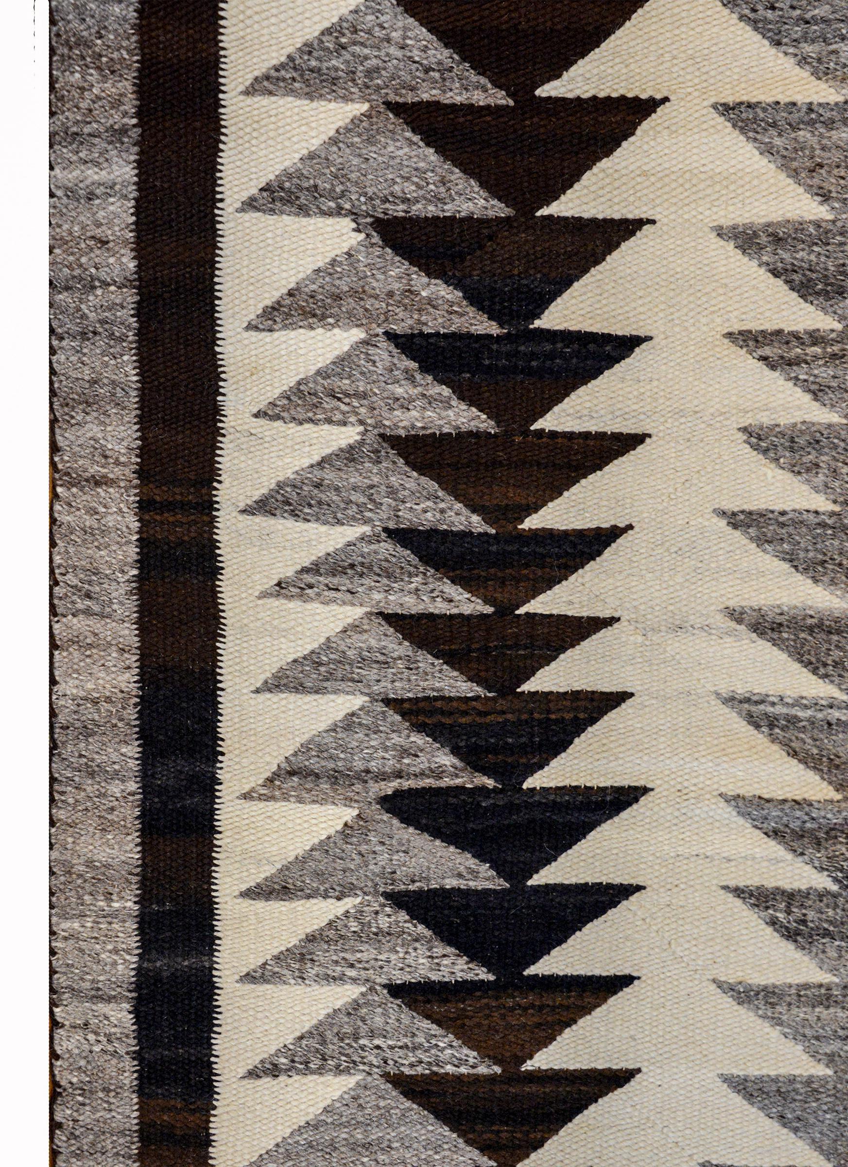Graphic Early 20th Century Navajo Rug 1