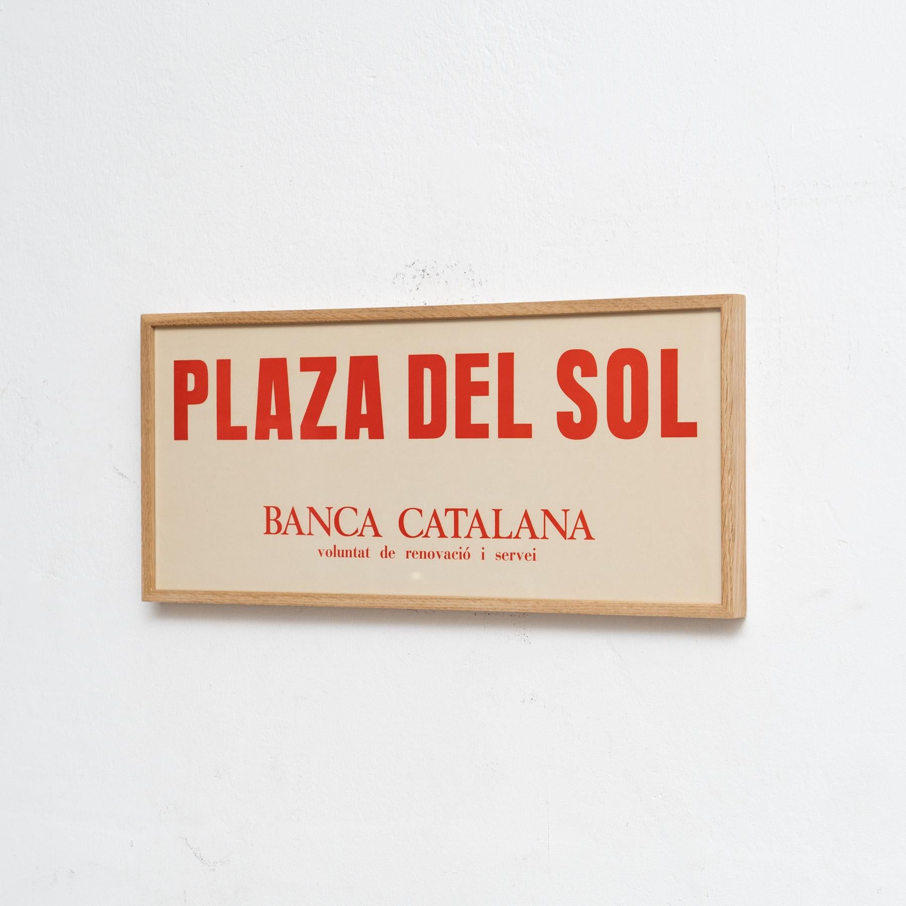 Póster Litografía Gráfica Plaza del Sol, Banco Catalunya en Marco de Roble Moderno de mediados de siglo en venta