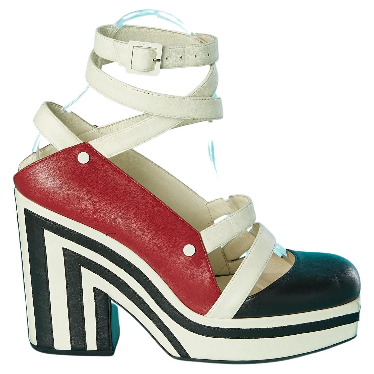 Graphic plateform sandals with ankle straps Chanel SS 2013 For Sale