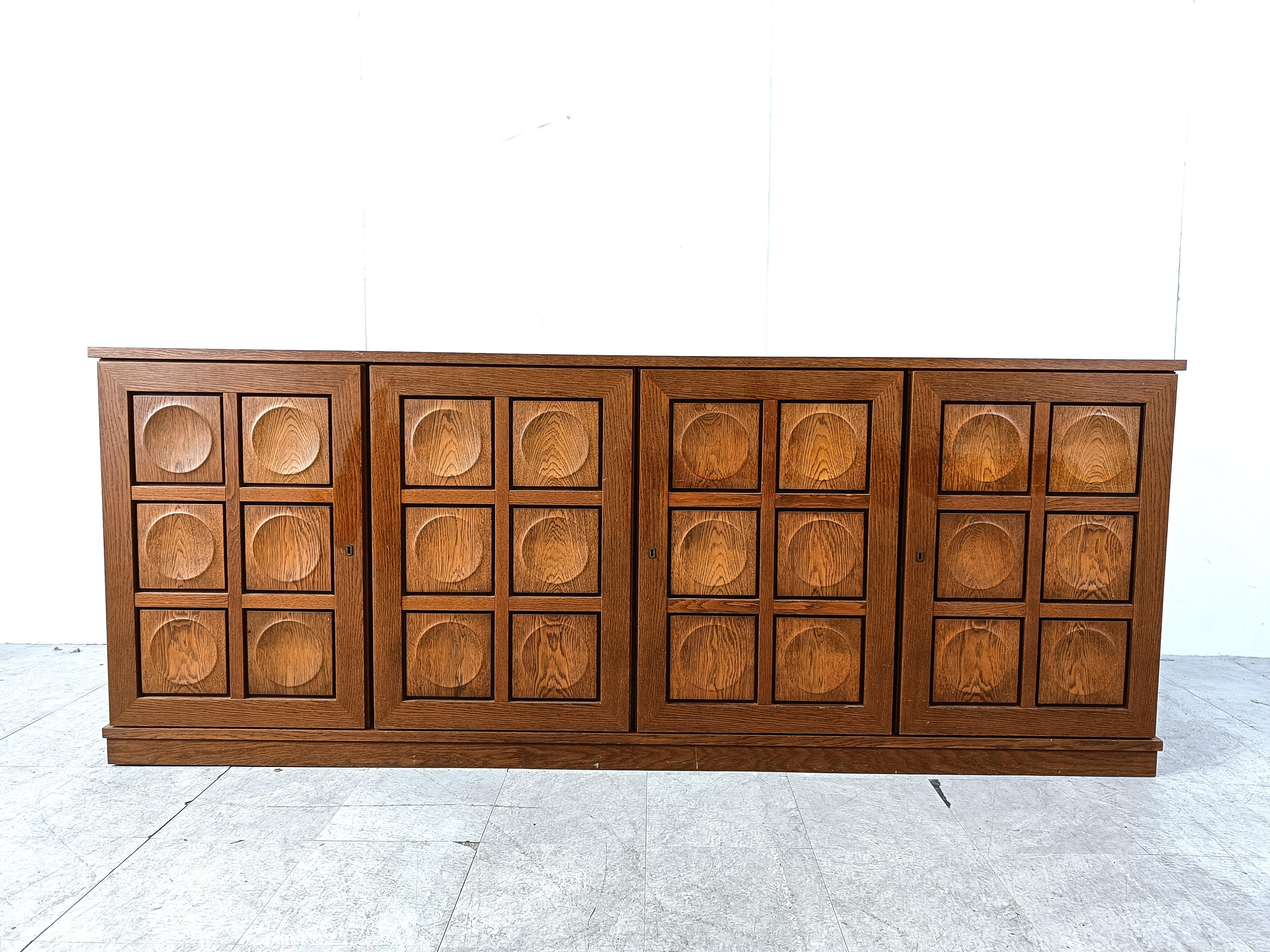 Graphical brutalist credenza, 1970s In Good Condition In Leuven, Vlaams Gewest
