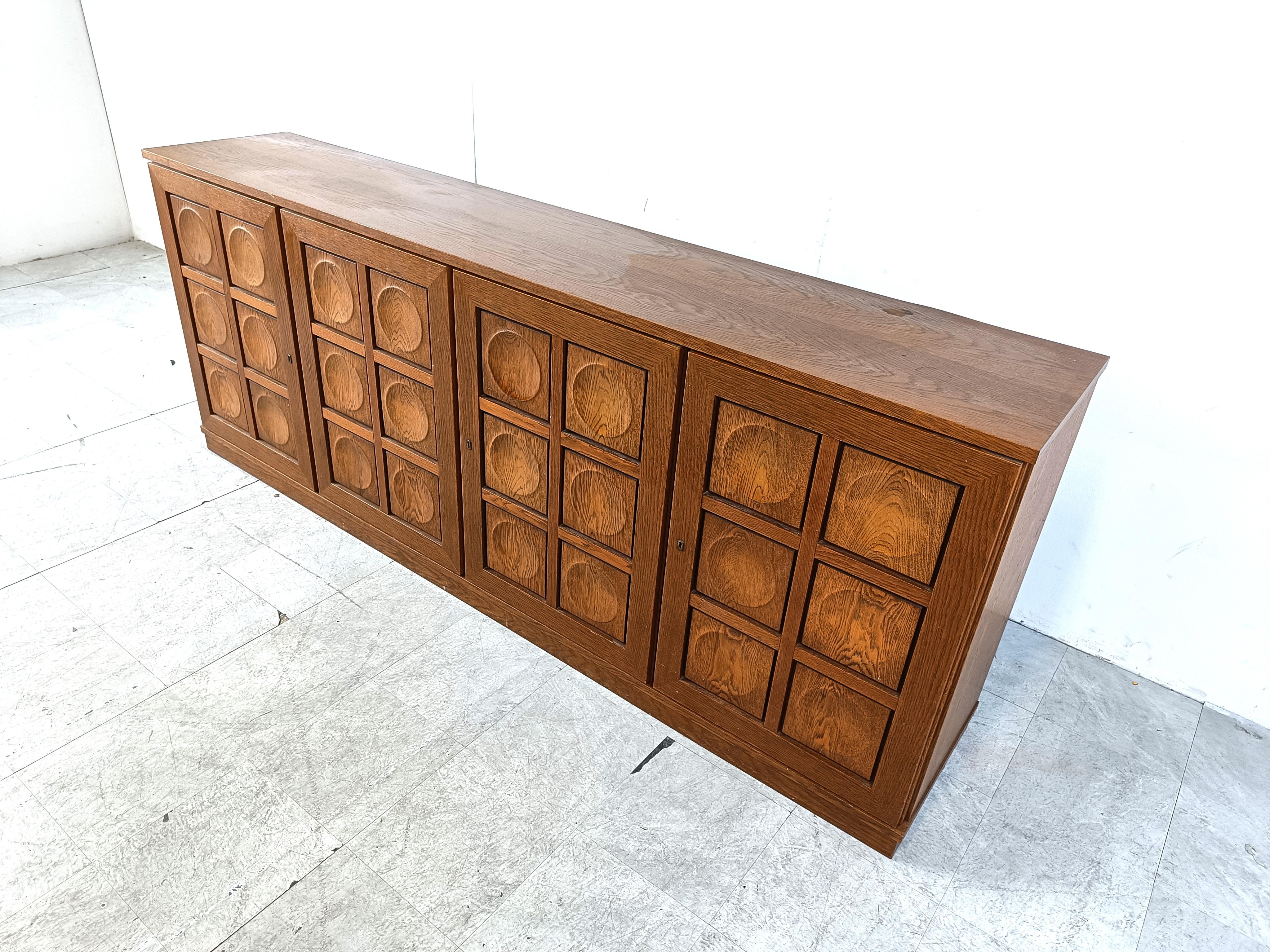 Graphical brutalist credenza, 1970s 1