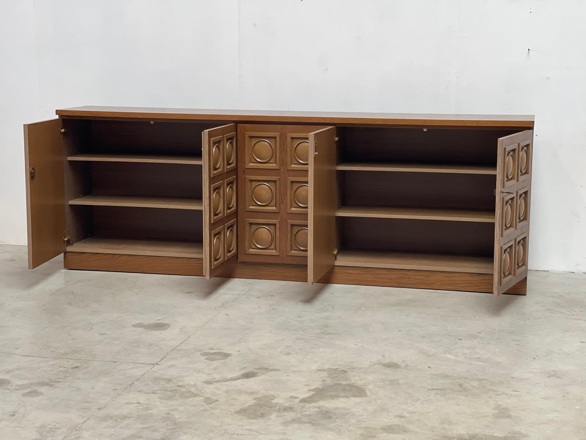 Graphical brutalist credenza, 1970s For Sale 2