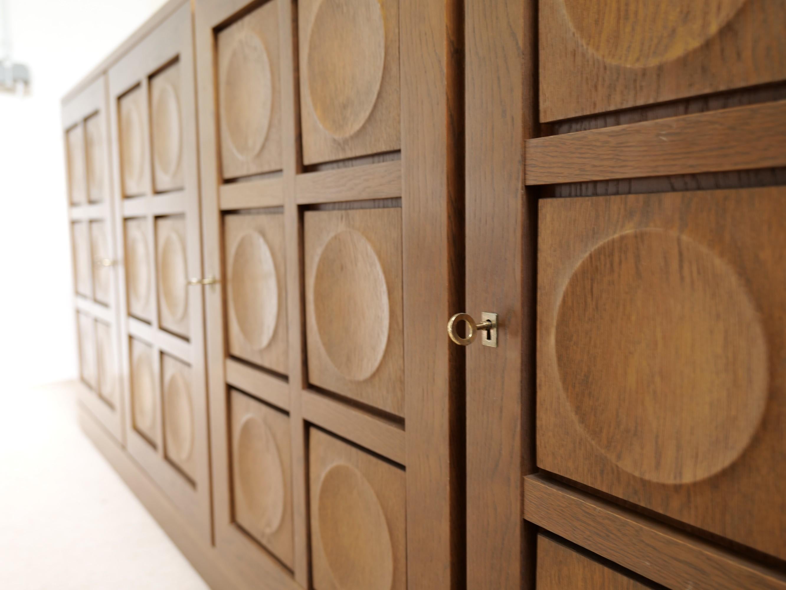 Wood graphical brutalist sideboard by Gerard Bartels - 1980s For Sale