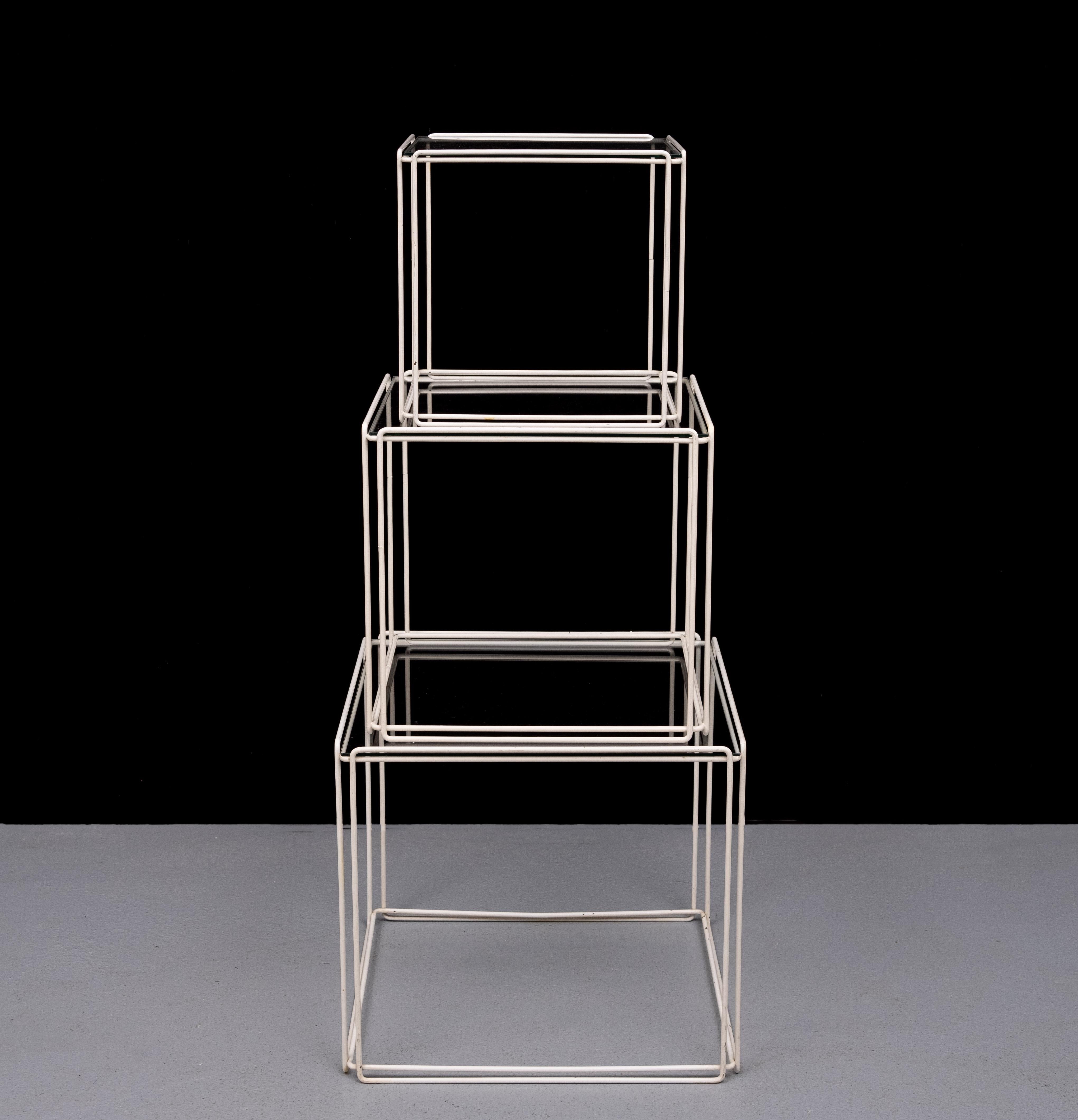 Graphical ''Isocele''  Nesting Tables by Max Sauze   1970s  France For Sale 3
