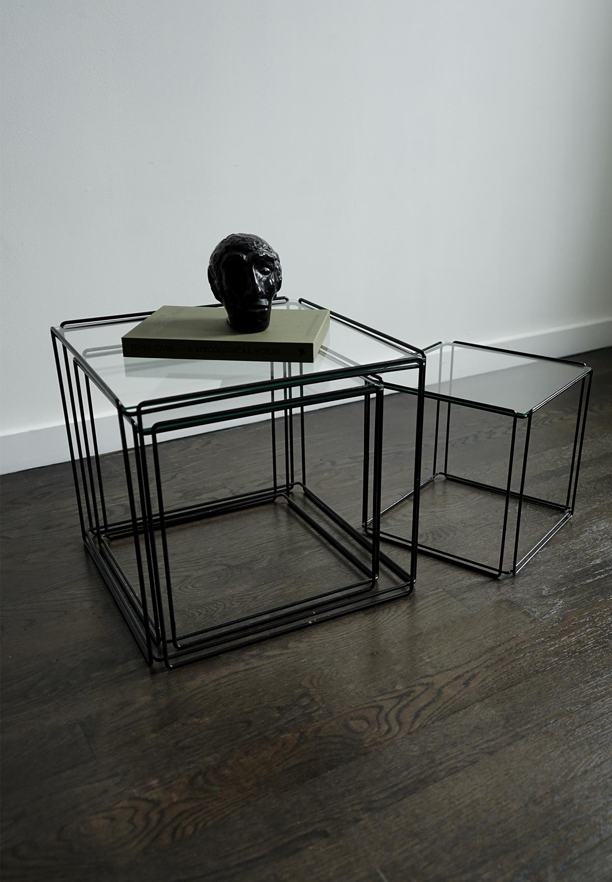 Mid-Century Modern Graphical Isocele Nesting Tables by Max Sauze for Arrow For Sale