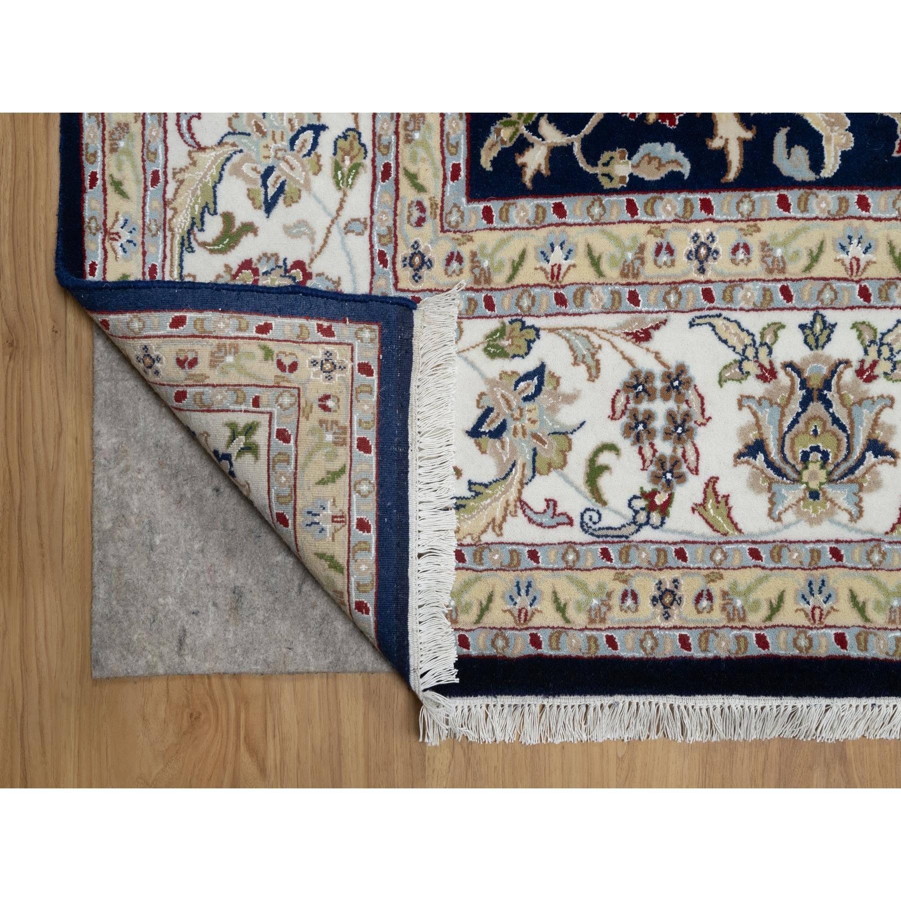 Indien Tapis noué à la main en laine et soie bleu nain graphite avec motif de fleurs 8'9