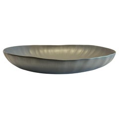 Grand bol en céramique fine gris graphite, Italie, Contemporary