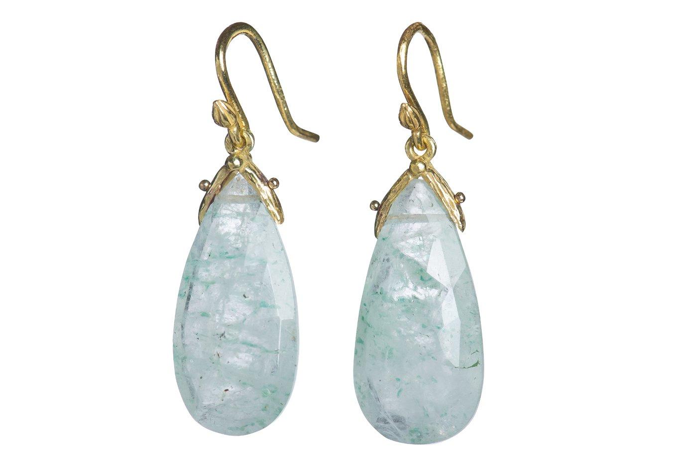 Wear a breath of fresh air at your ears with these naturally spotted 23x11mm faceted green agate teardrops, set in 18k double-seed setting, and hanging from single-seed earwires.

Naturally green spotted faceted grapolite teardrop 18k med doube seed