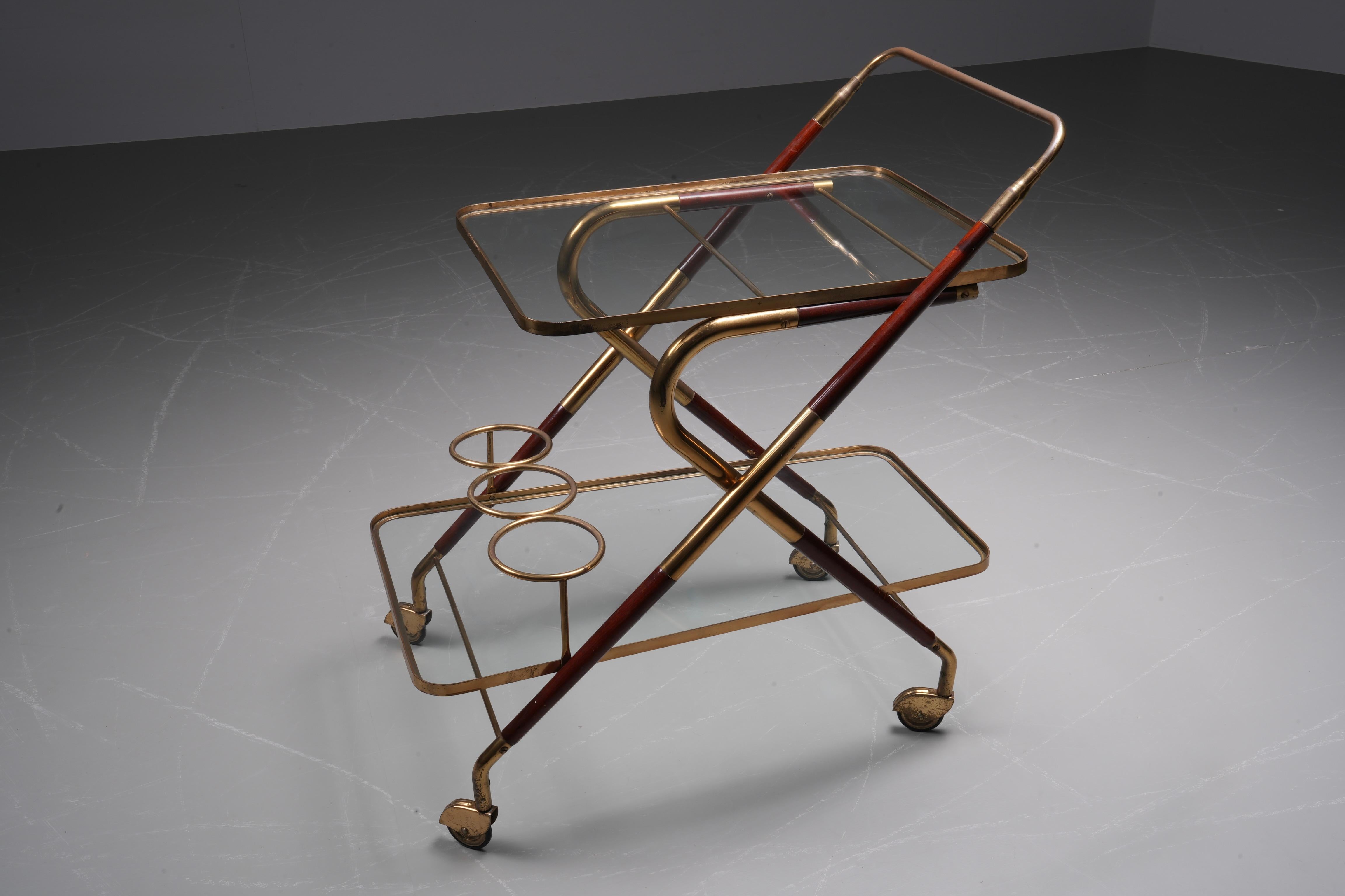 Mid-20th Century Grappa Trolley by Cesare Lacca in Glass, Brass and Metal. Italy, 1950’s For Sale
