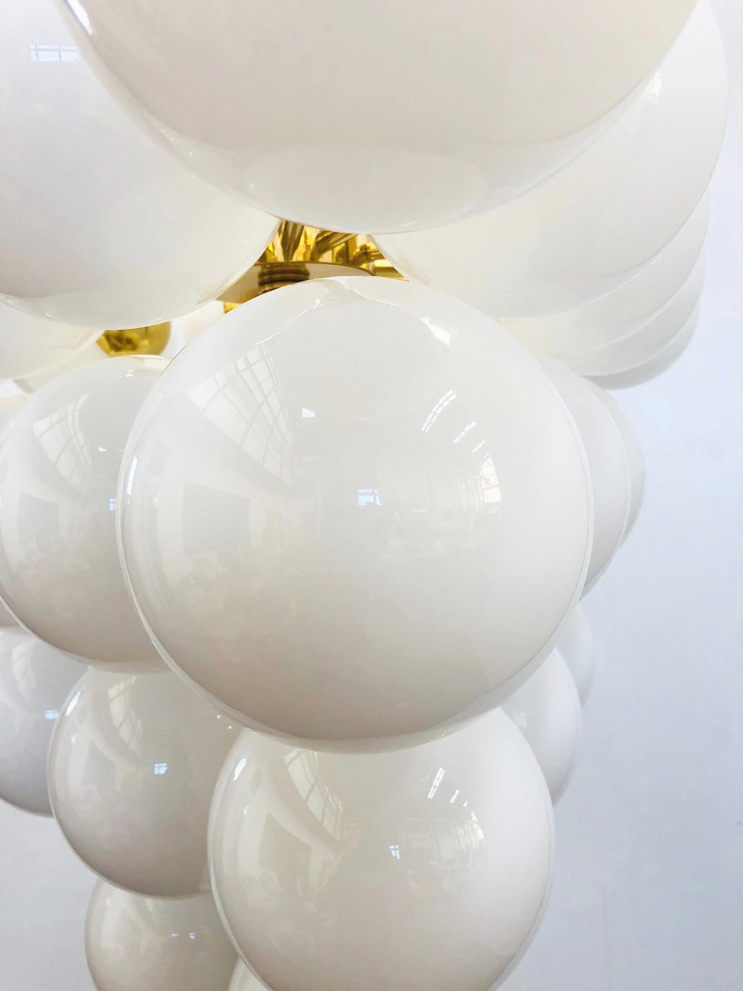Lampadario Grappolo di Fabio Ltd in vendita 5