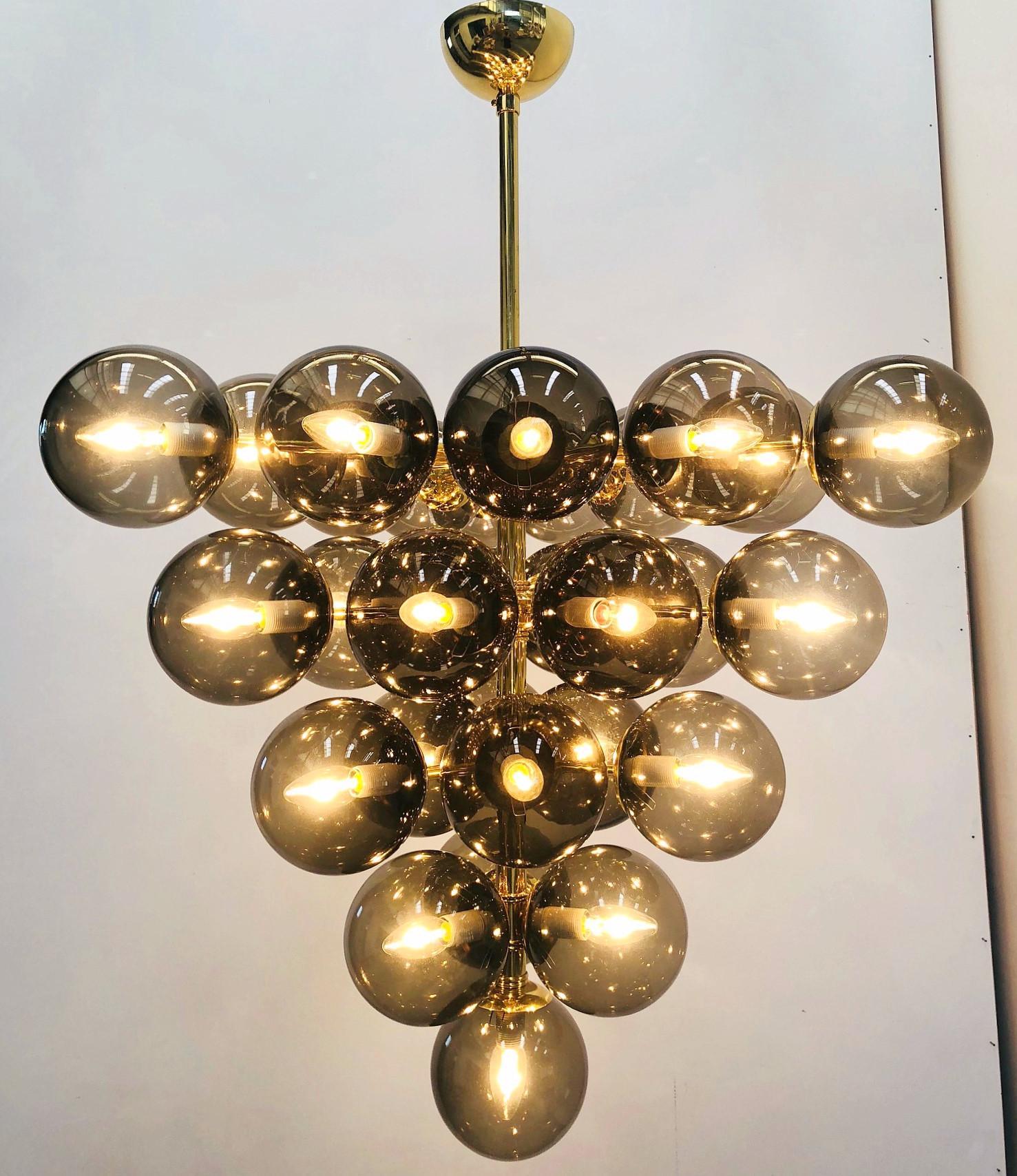 Mid-Century moderno Lampadario Grappolo di Fabio Ltd in vendita