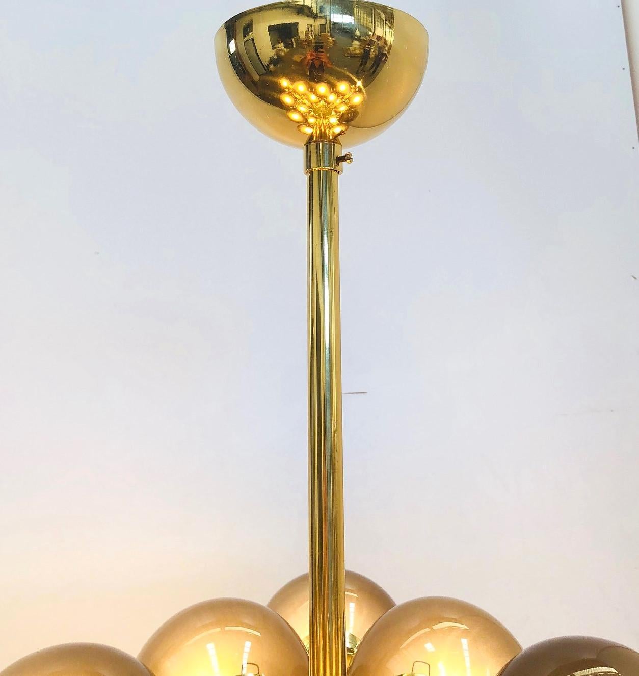 Lampadario Grappolo di Fabio Ltd in vendita 2