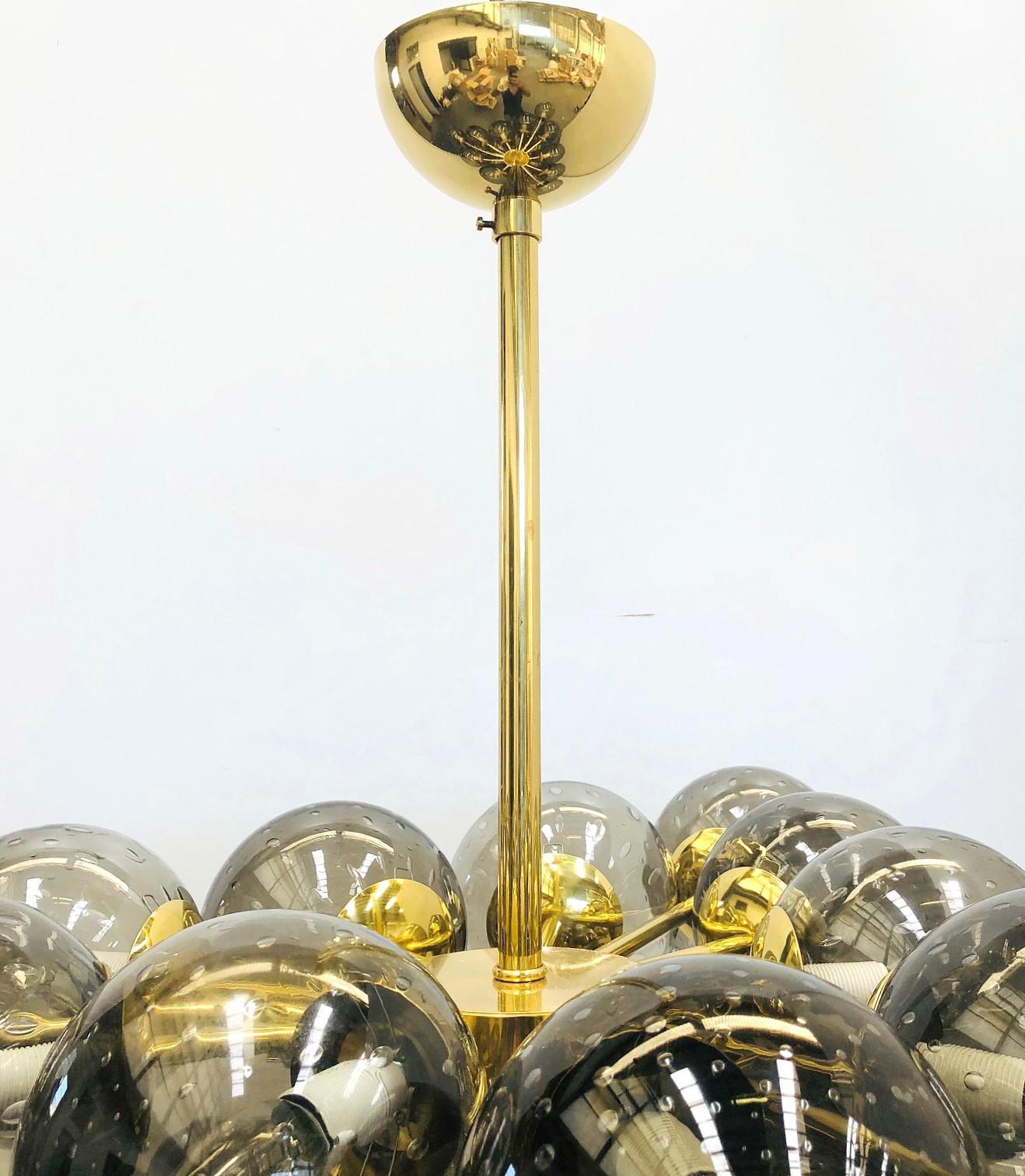 Lampadario Grappolo di Fabio Ltd in vendita 2