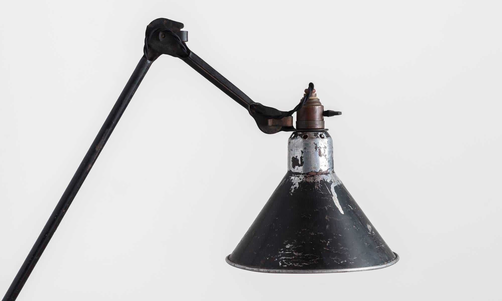 French Gras Lamp No. 201, circa 1930