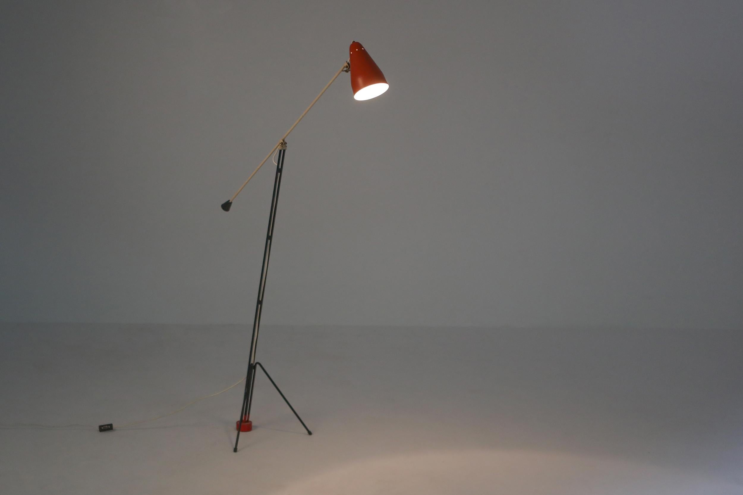 Metal Grasshopper Floor Lamp ‘6320’ by Wim Rietveld for Gispen, 1953 For Sale