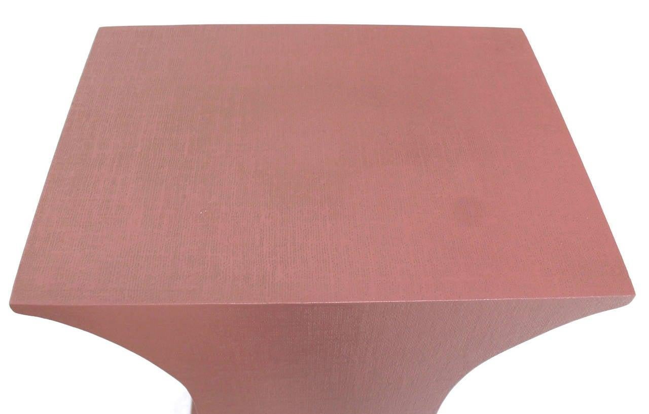 Grasscloth Wrapped Three Mid Century Modern Pink Lacquer Brass Trim Pedestals In Good Condition For Sale In Rockaway, NJ