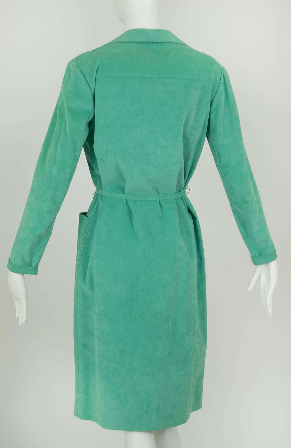 Robe chemise ceinturée en Ultrasuede avec poches plaquées - M, 1970 Excellent état - En vente à Tucson, AZ