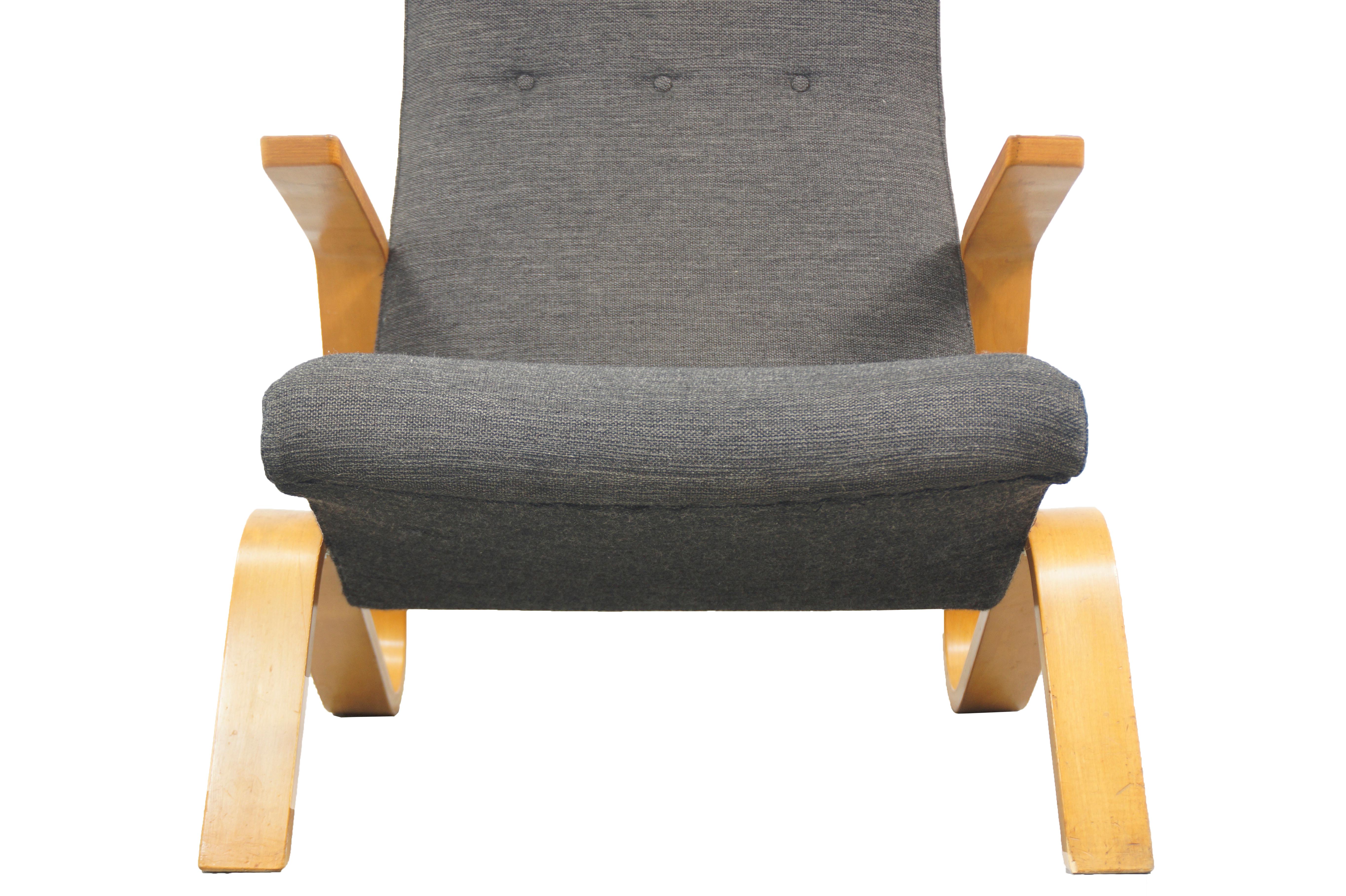 German Grasshopper Lounge Chair designed by Eero Saarinen for Knoll International For Sale