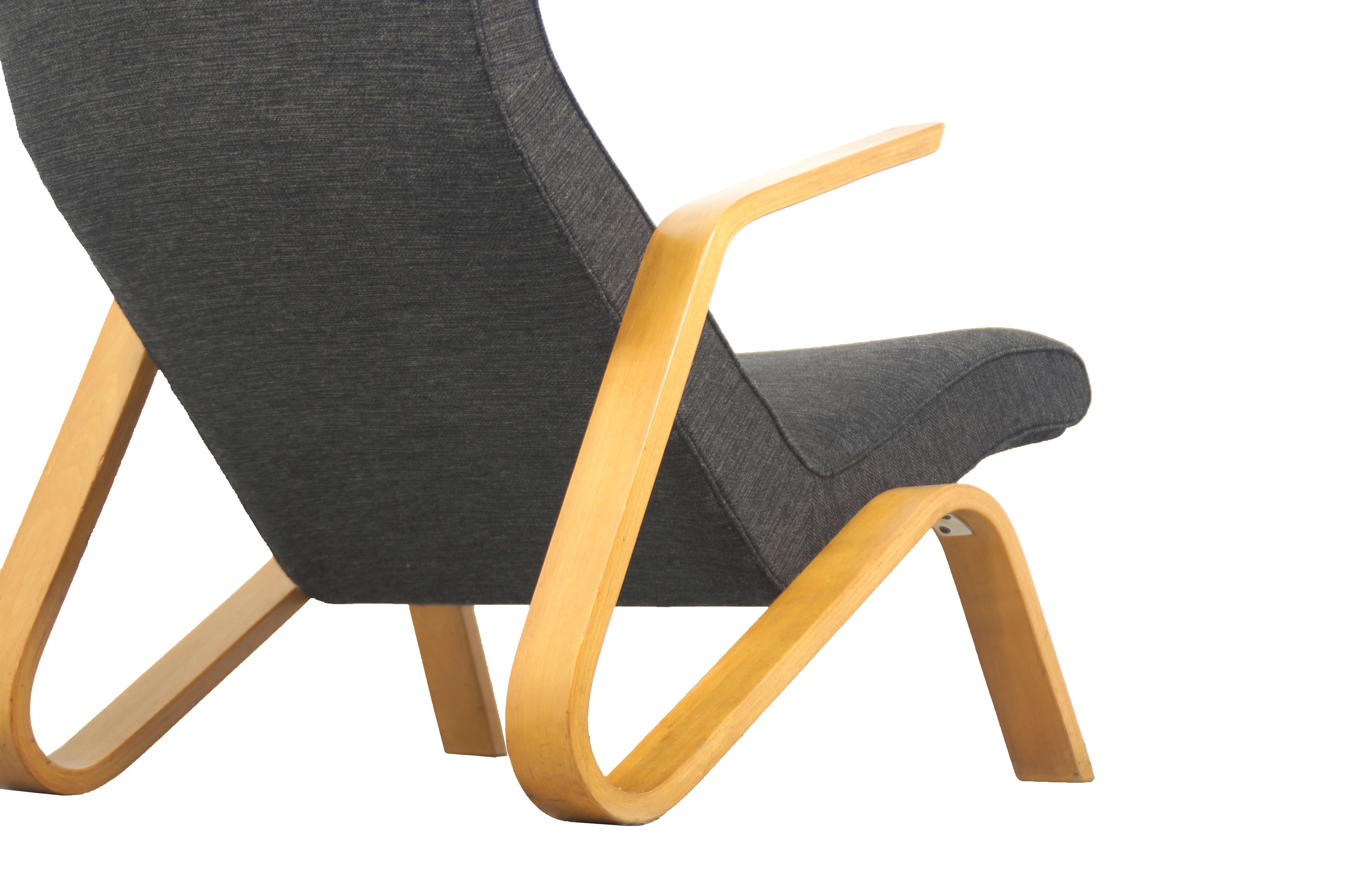 Grasshopper Lounge Chair designed by Eero Saarinen for Knoll International In Good Condition For Sale In Offenburg, Baden Wurthemberg