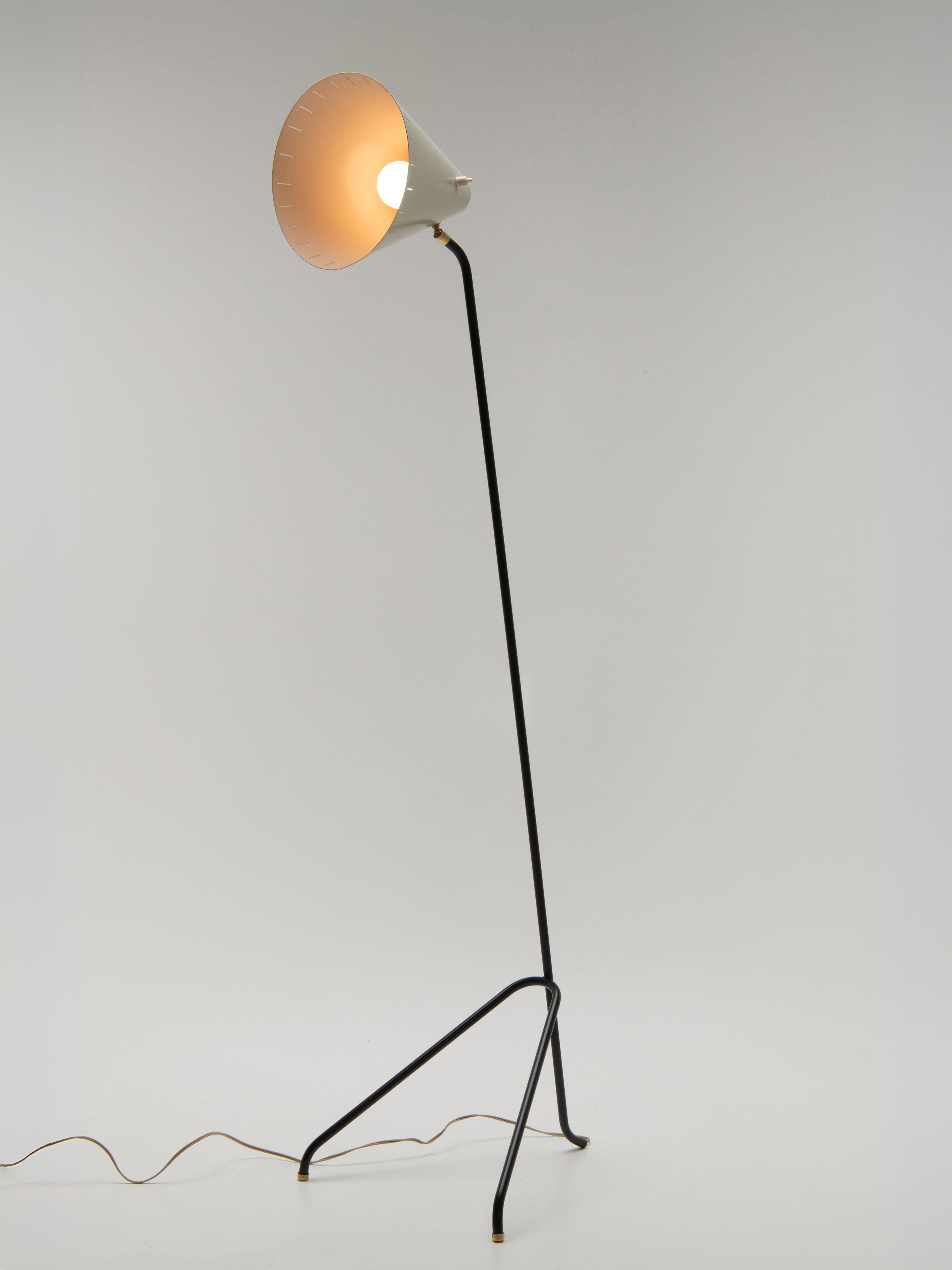 Metal 'Grasshopper' style floor lamp - Willem Hagoort For Sale