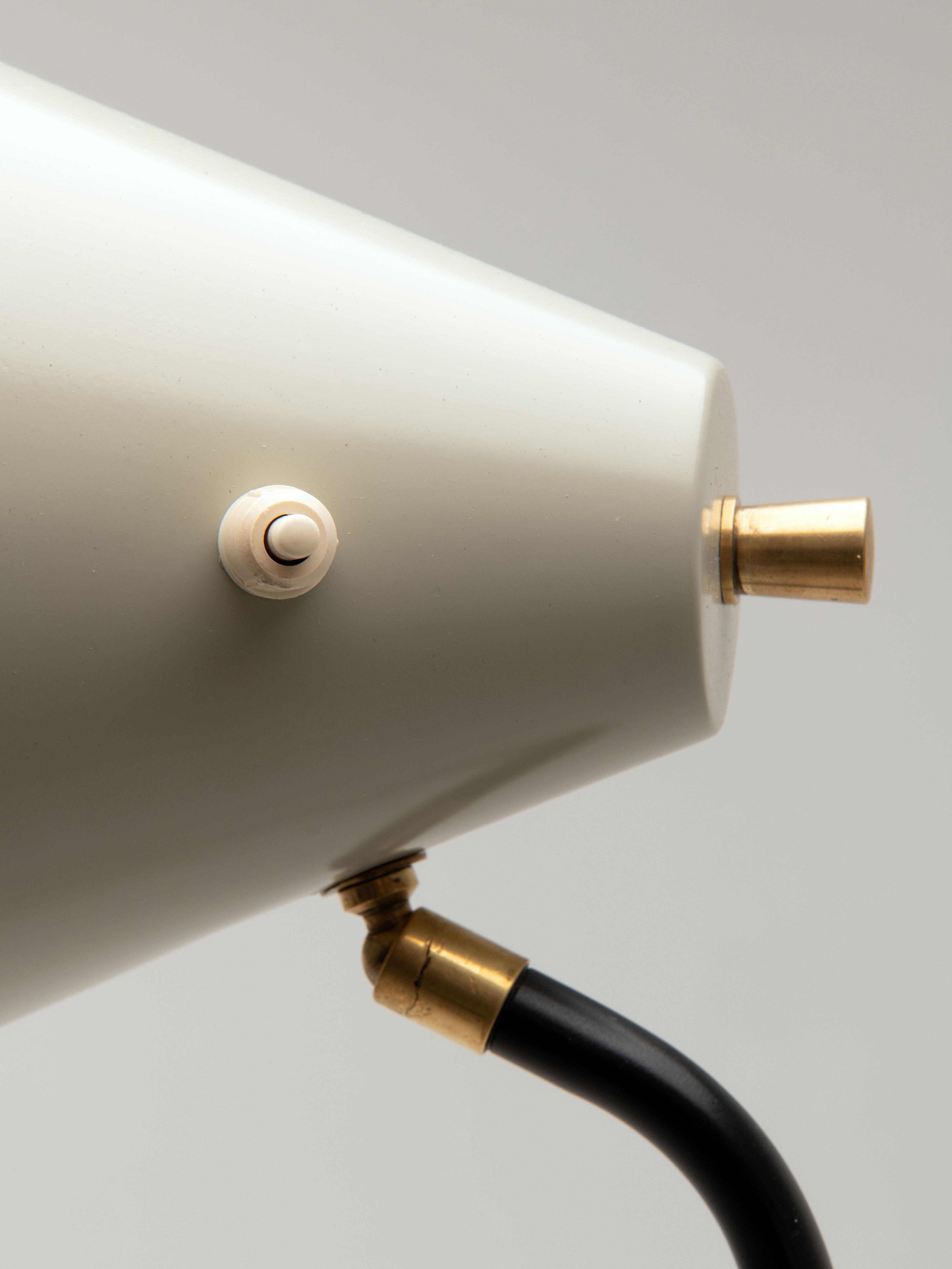 'Grasshopper' style floor lamp - Willem Hagoort For Sale 1