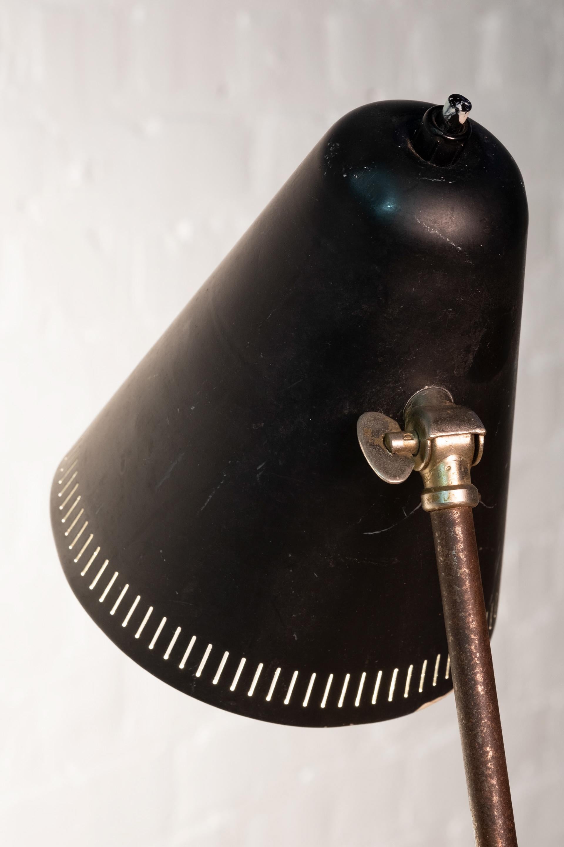Danish Grasshopper style lamp, 1950s Denmark